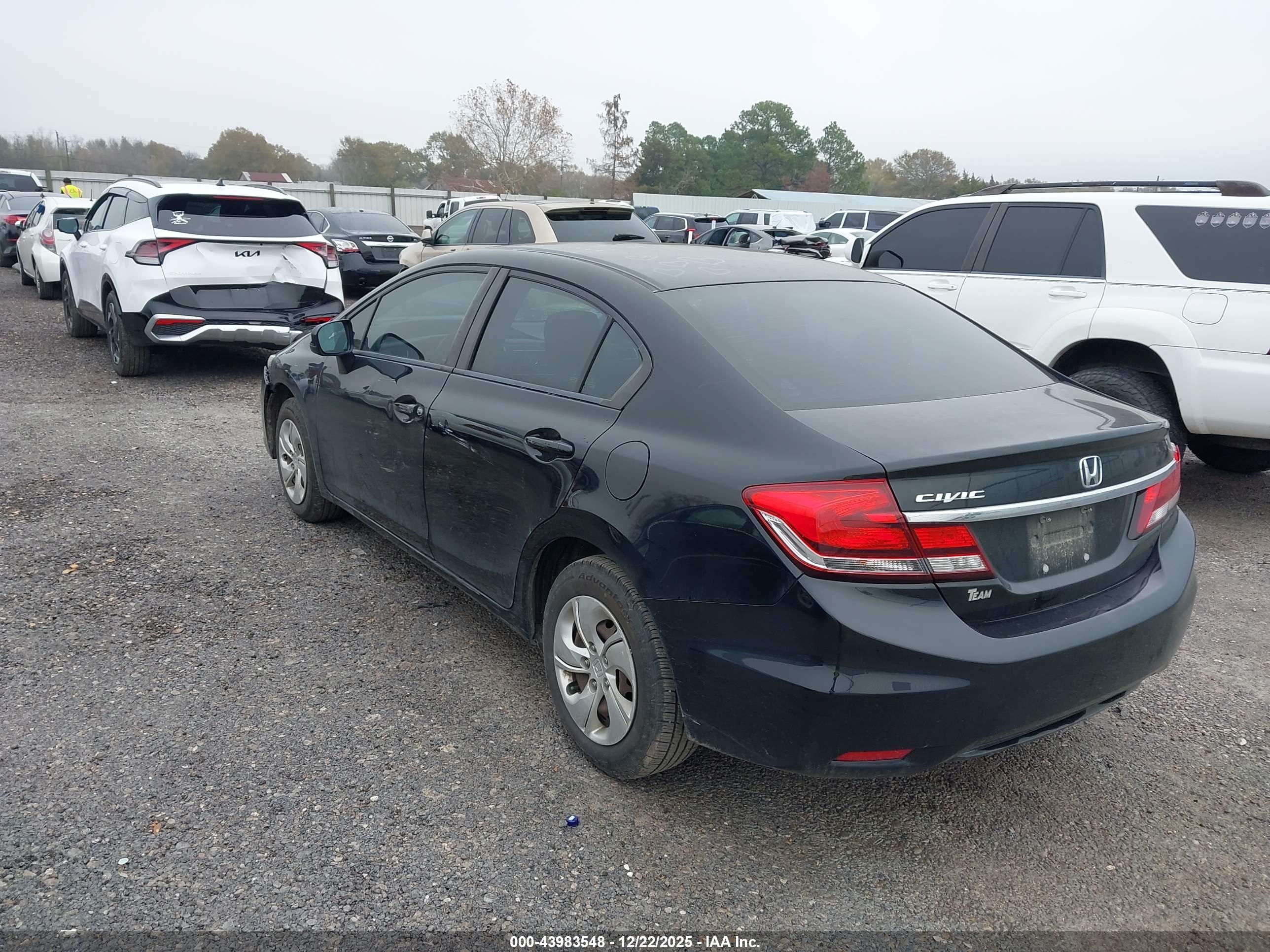 HONDA CIVIC image 3