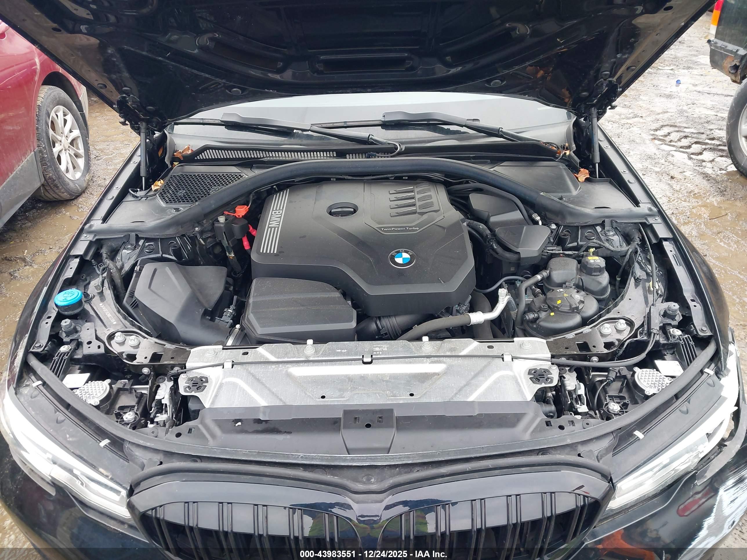 BMW 330I image 10
