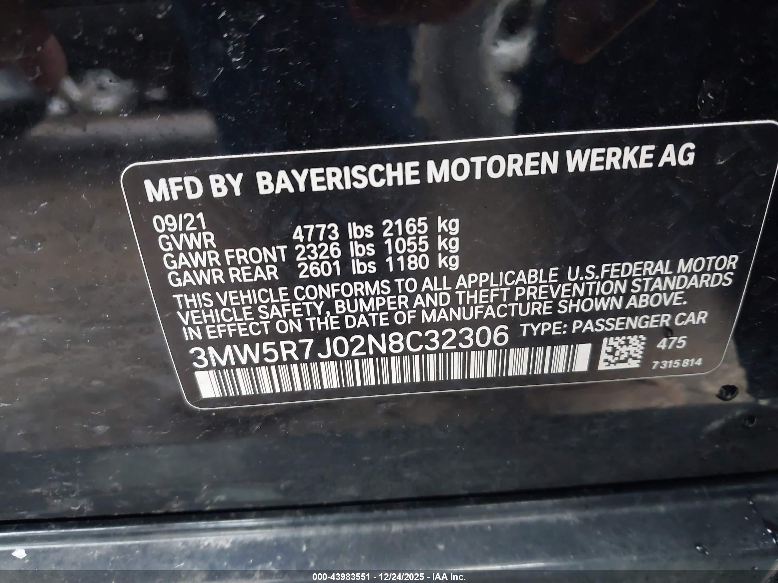 BMW 330I image 9
