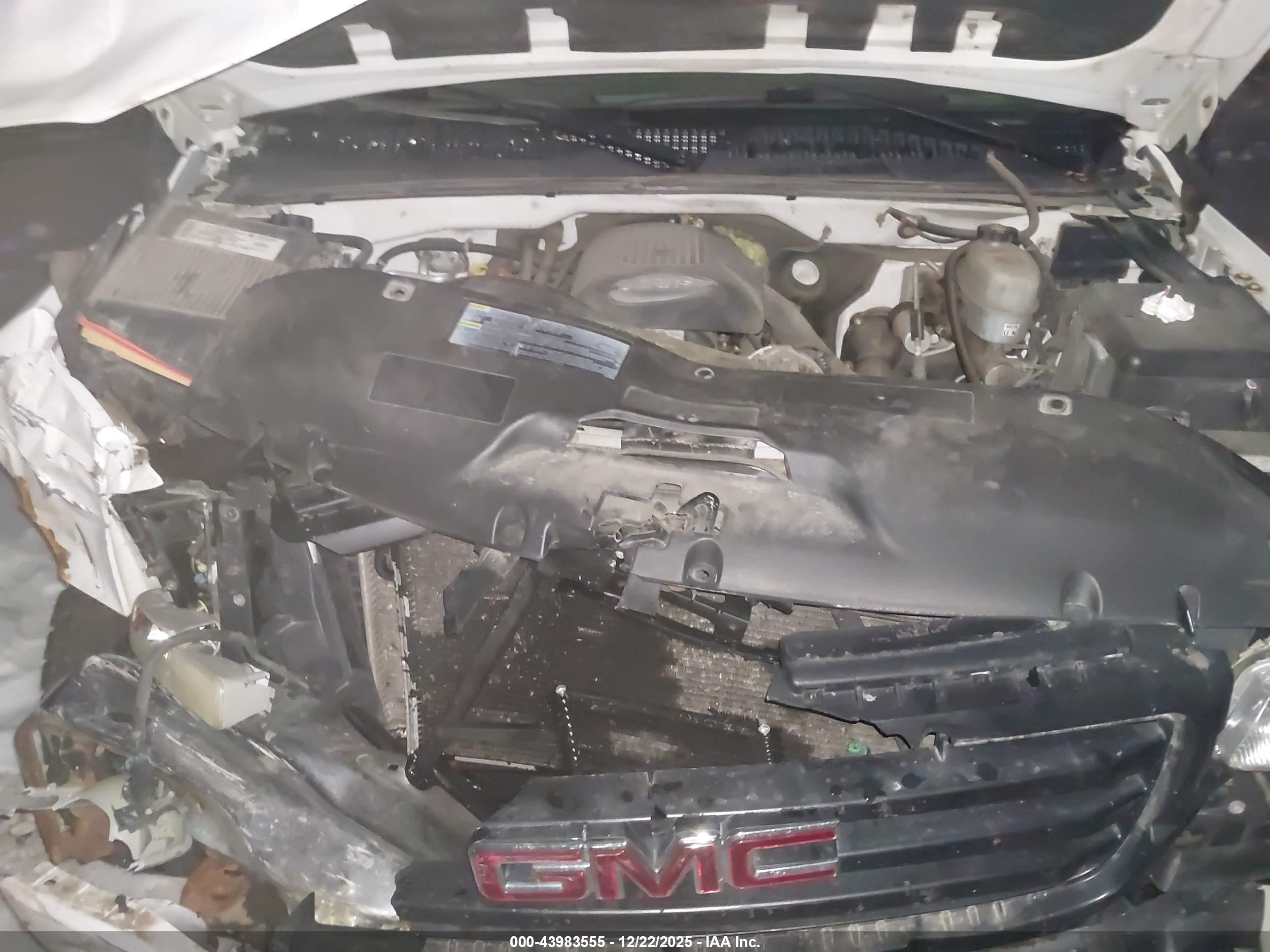 GMC SIERRA image 10