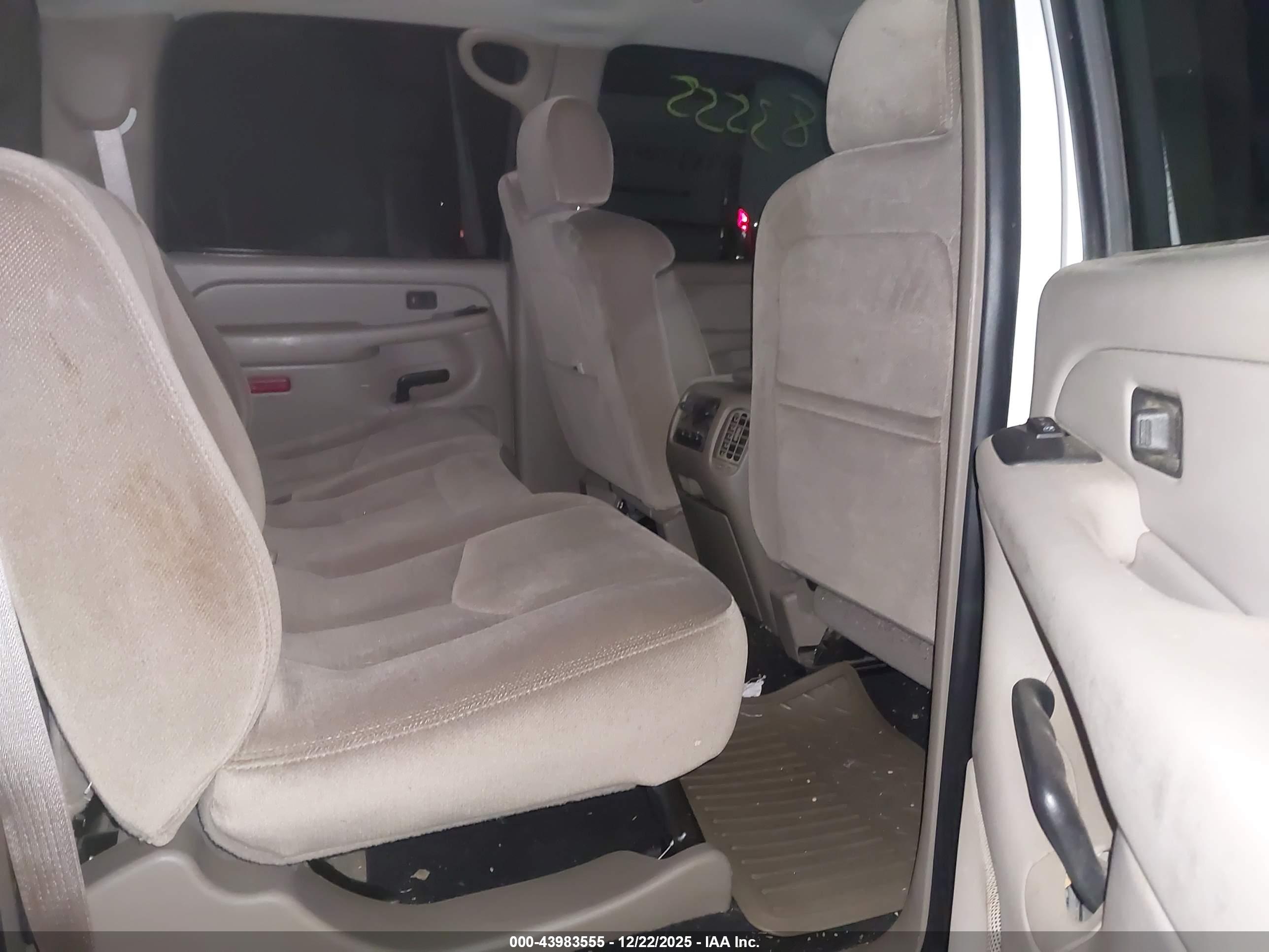 GMC SIERRA image 8