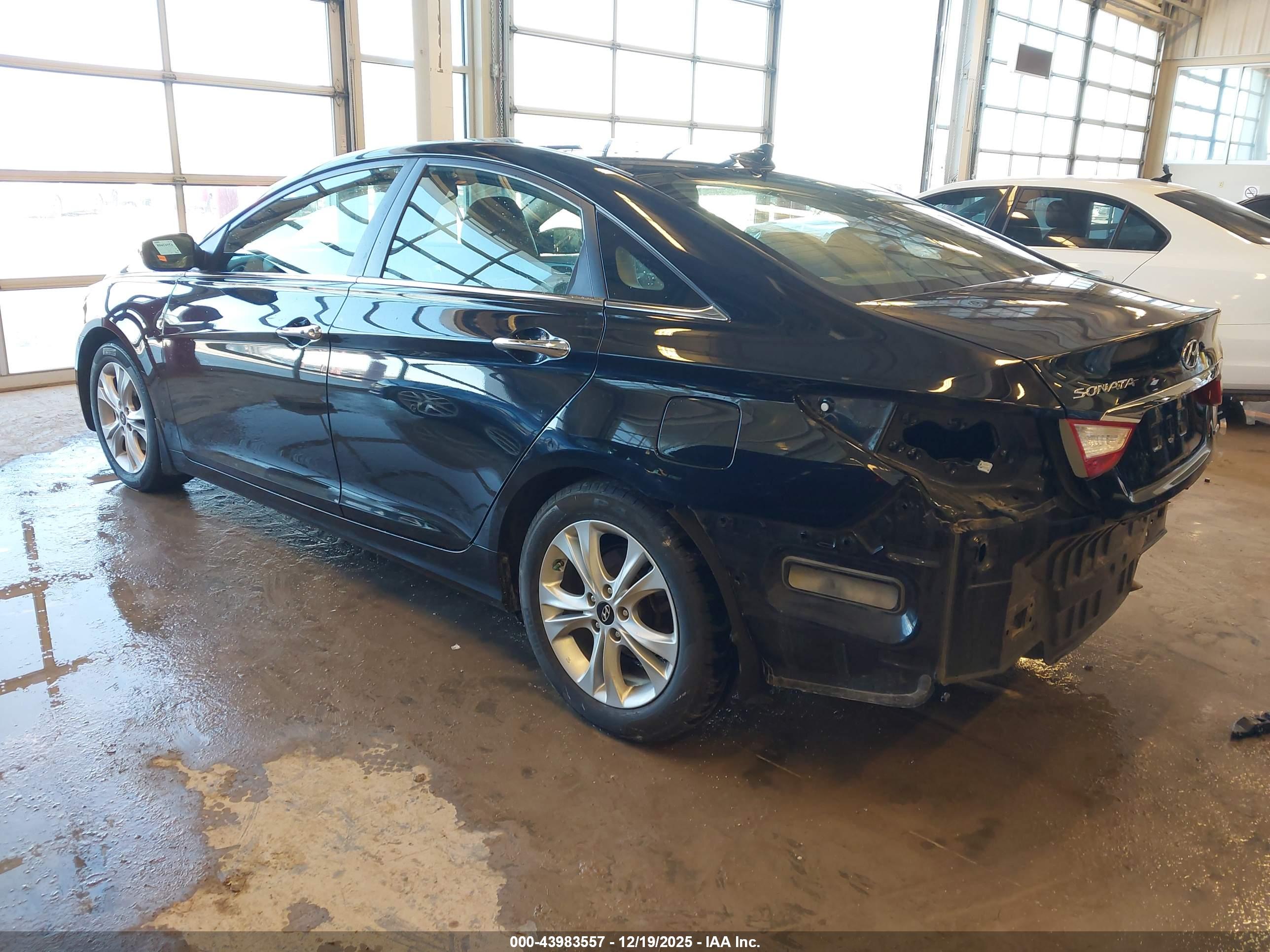 HYUNDAI SONATA image 3