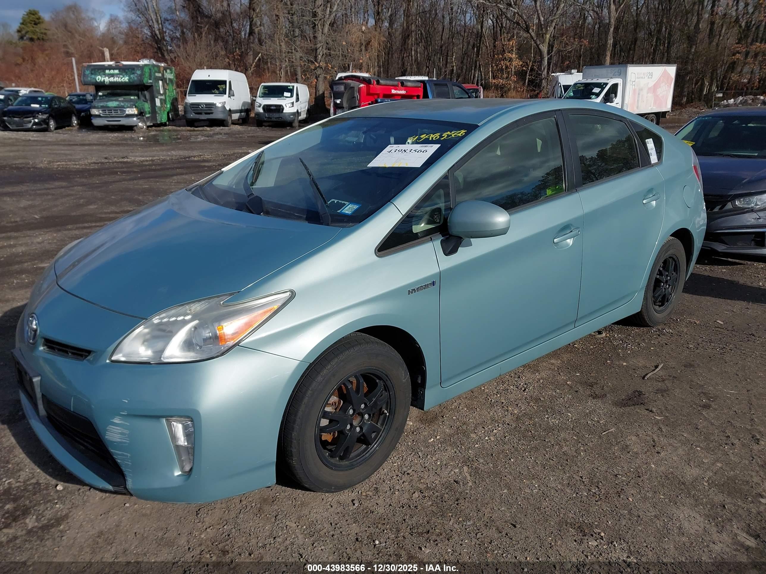 TOYOTA PRIUS image 2