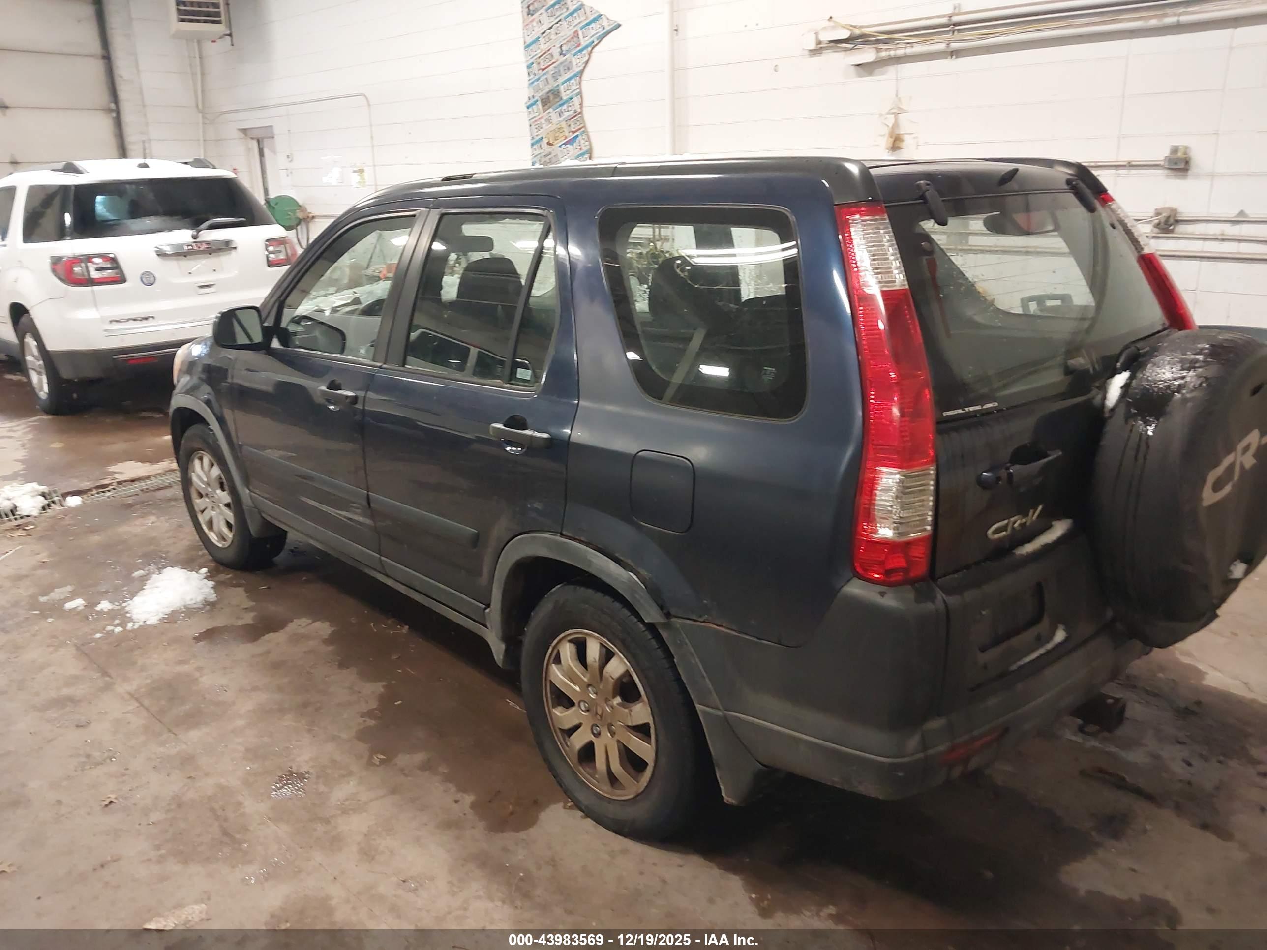 HONDA CR-V image 3