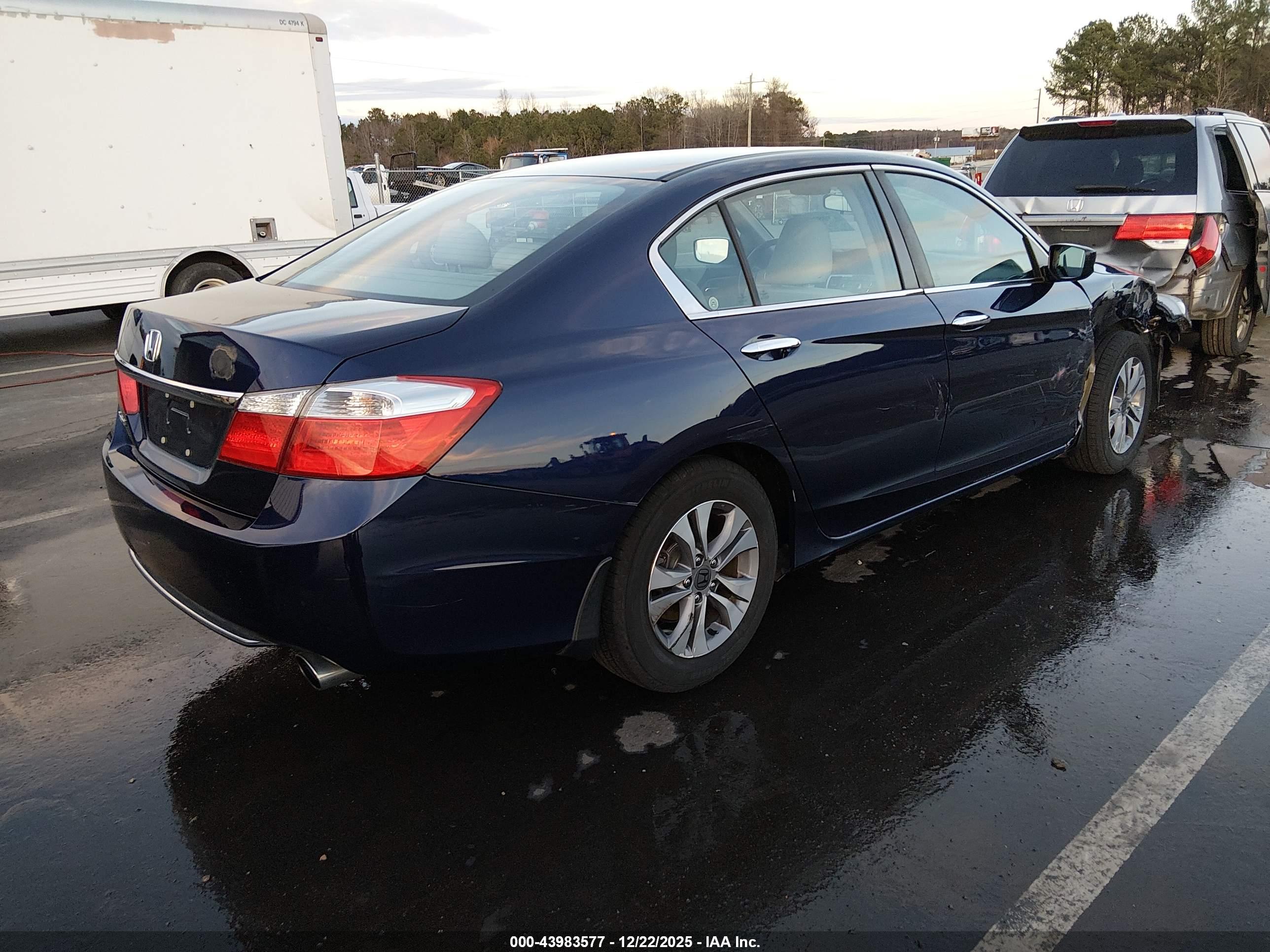 HONDA ACCORD image 4