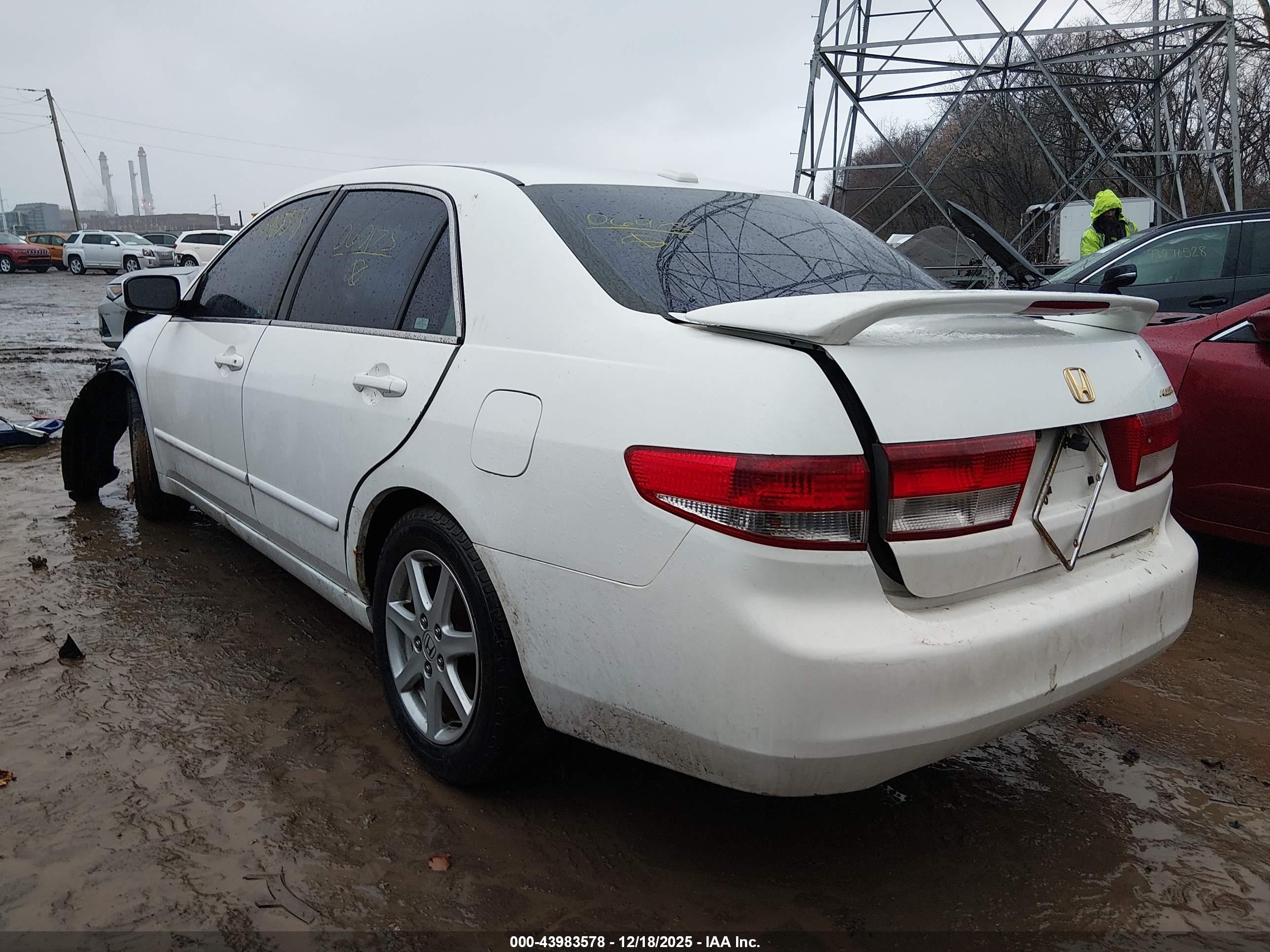 HONDA ACCORD image 3