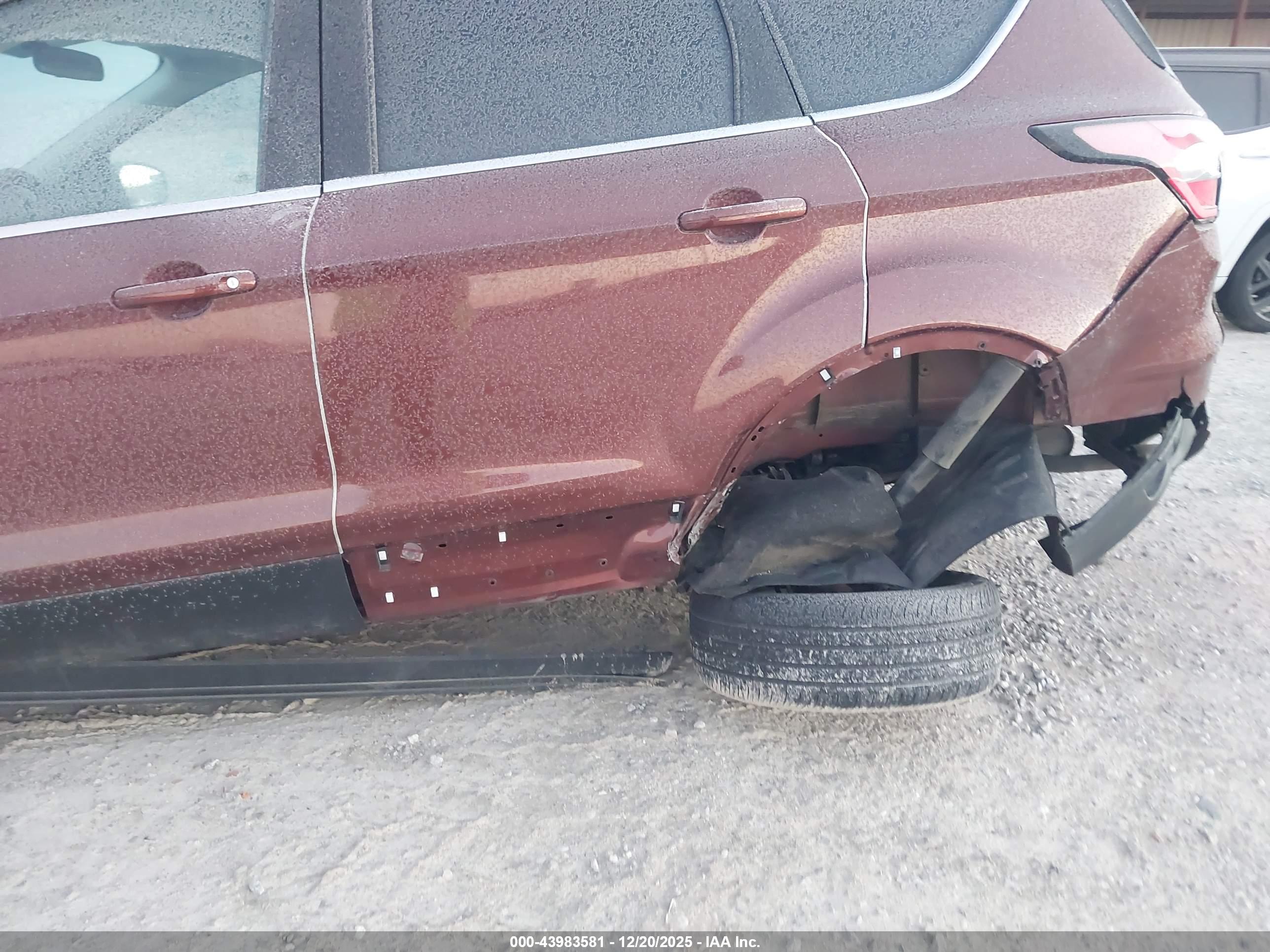 FORD ESCAPE image 6