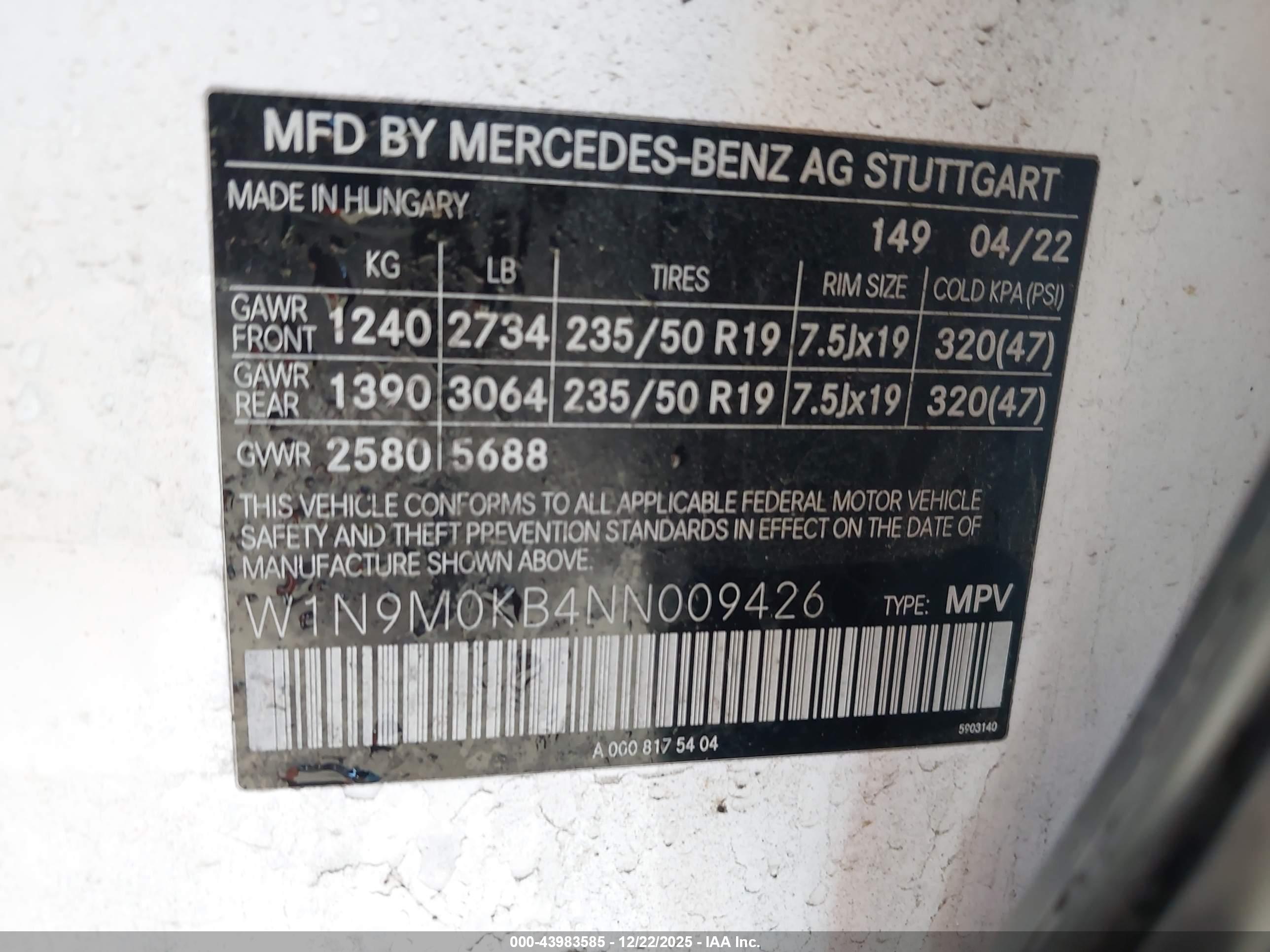 MERCEDES-BENZ EQB image 9