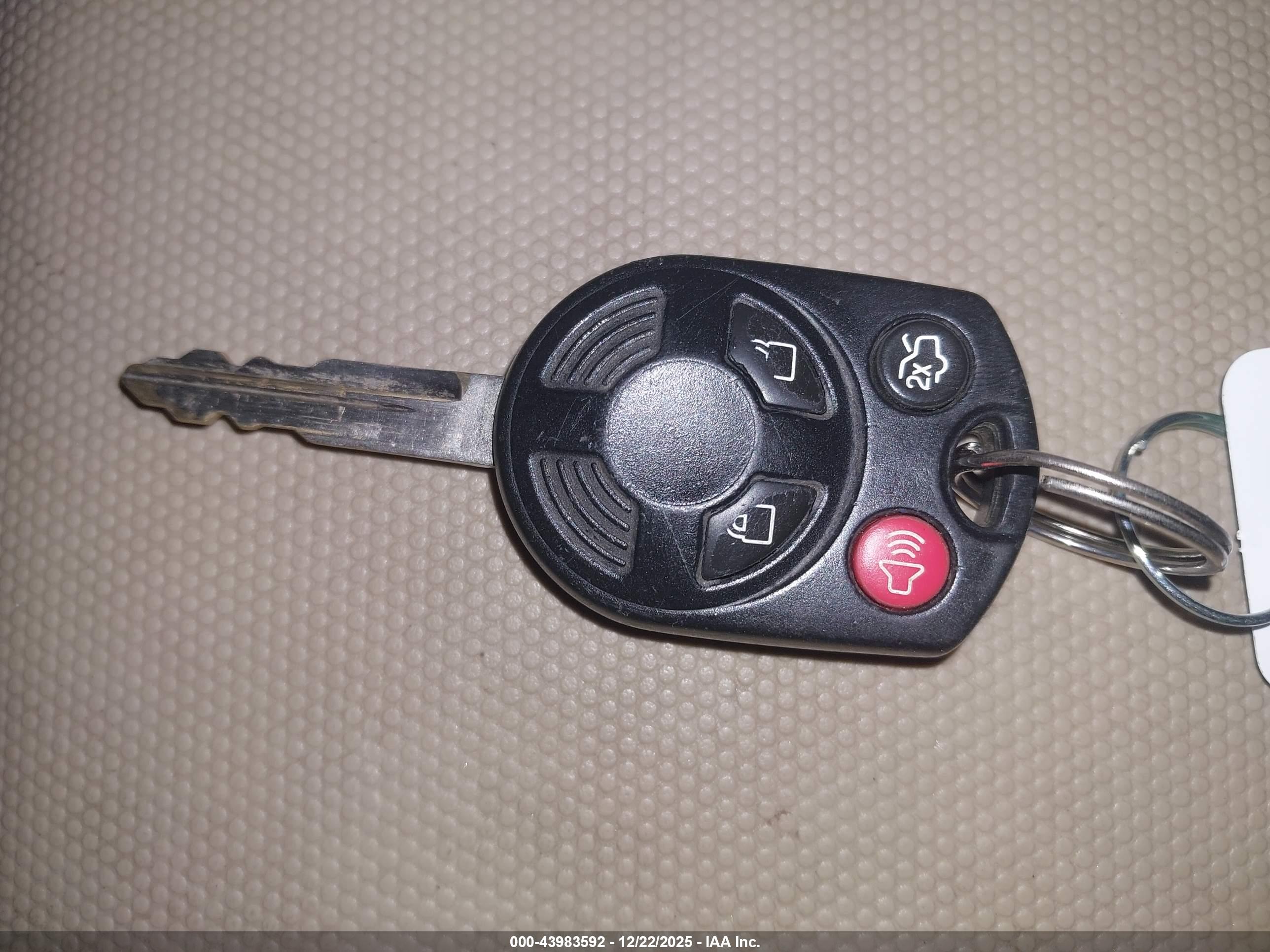 FORD ESCAPE image 11