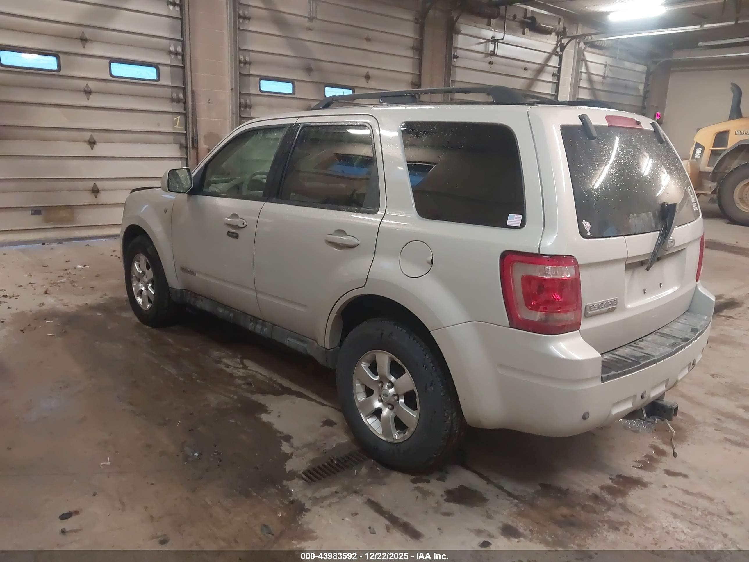 FORD ESCAPE image 3