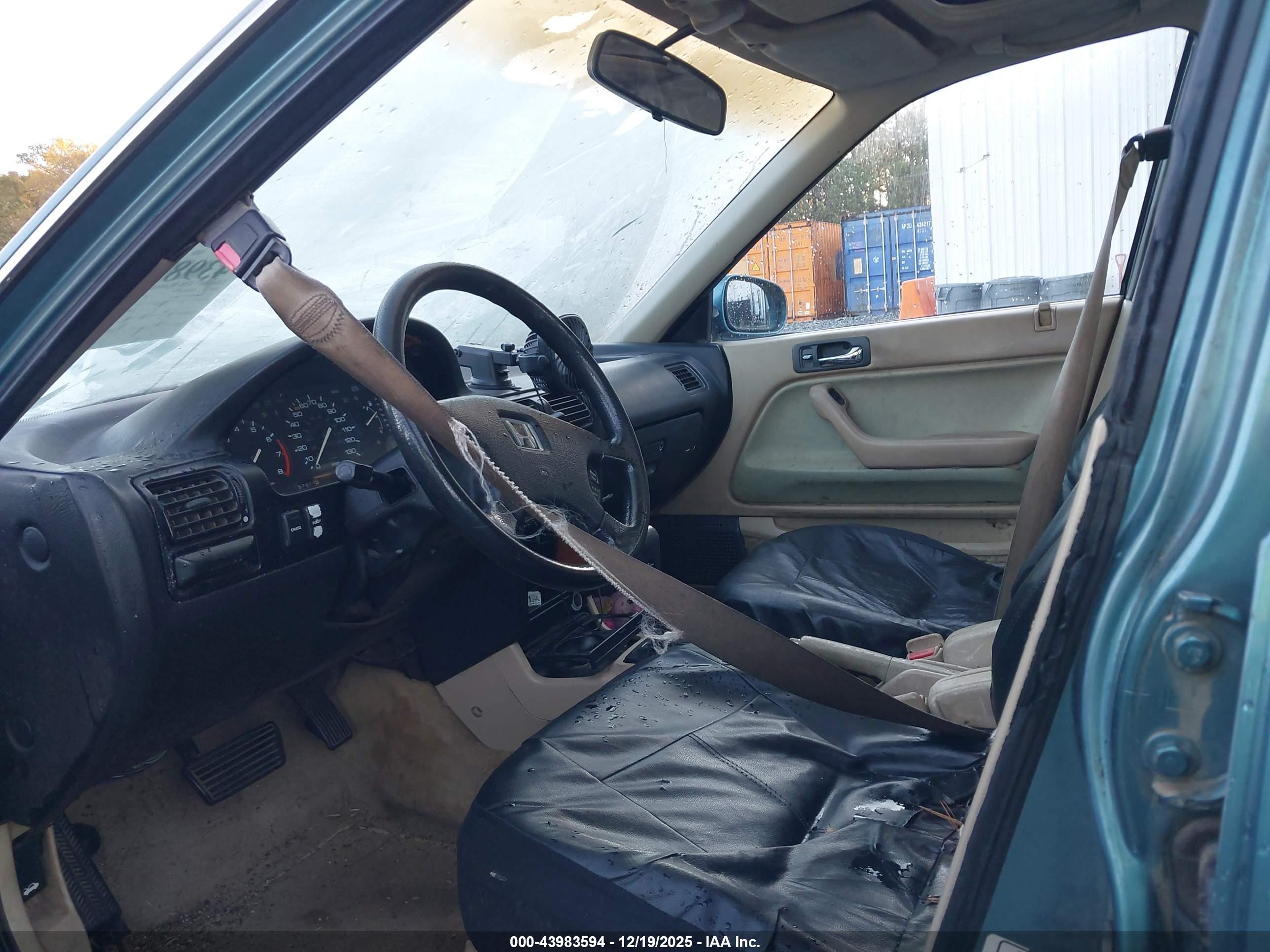HONDA ACCORD image 5