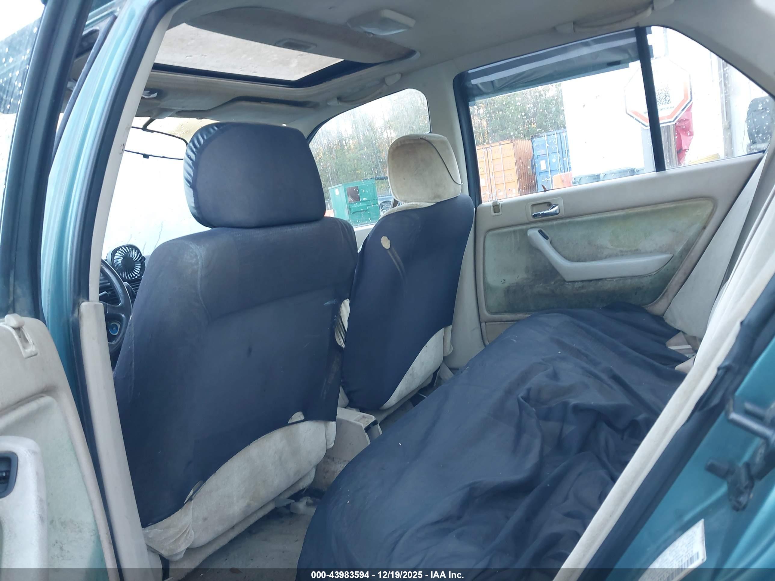 HONDA ACCORD image 8