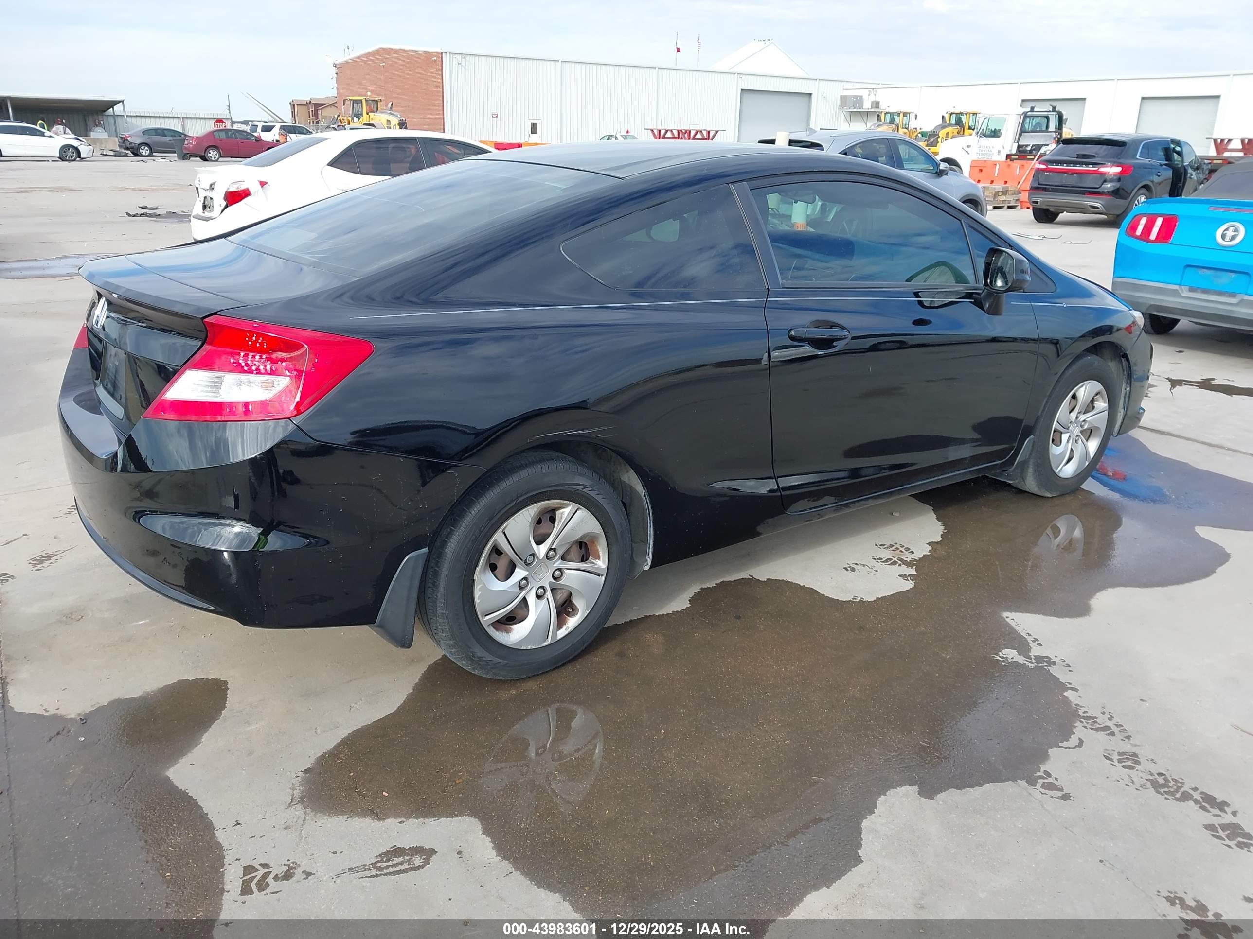 HONDA CIVIC image 4