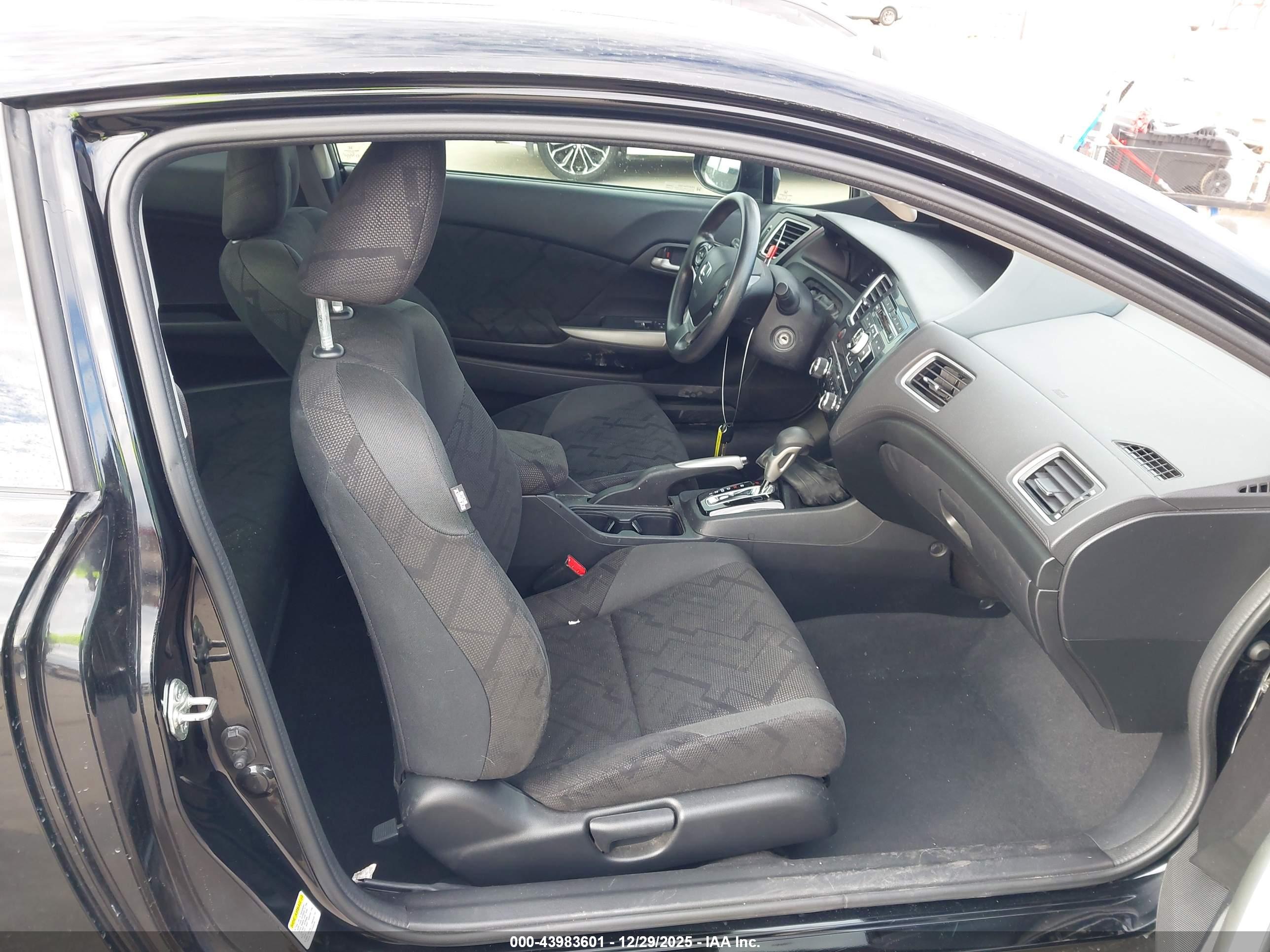 HONDA CIVIC image 5