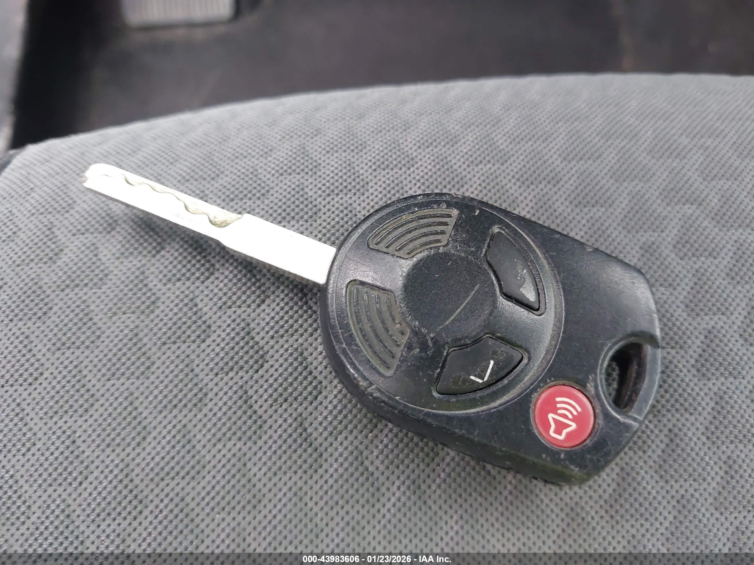 FORD ESCAPE image 11
