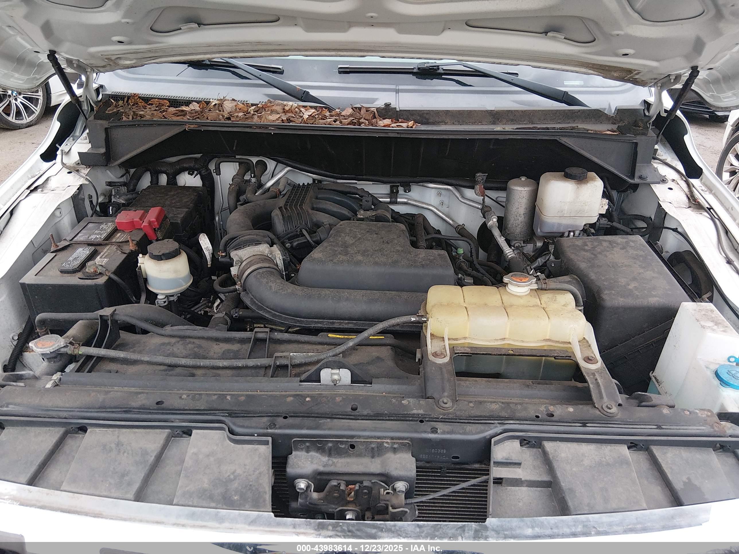 NISSAN NV image 10