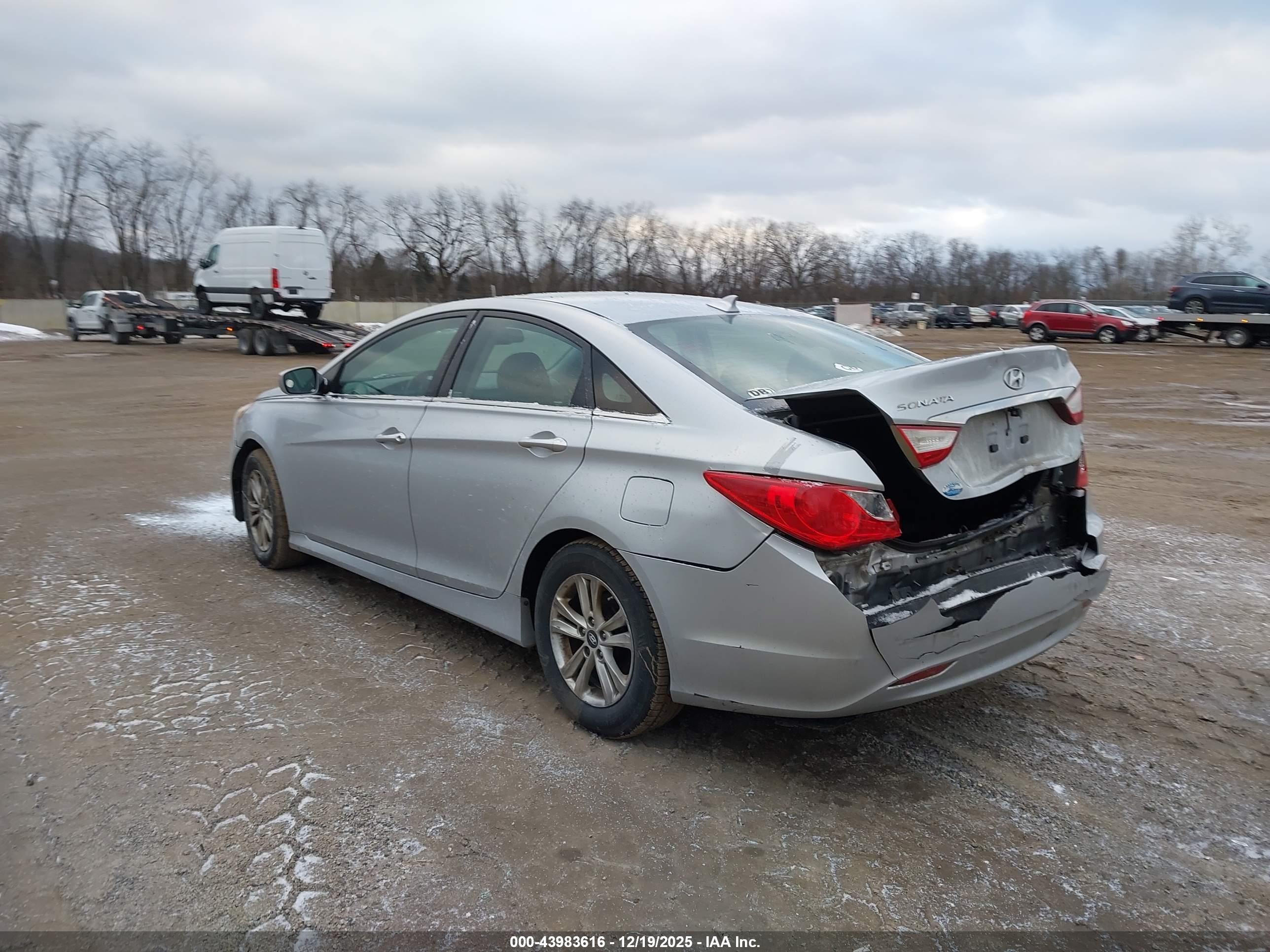 HYUNDAI SONATA image 3