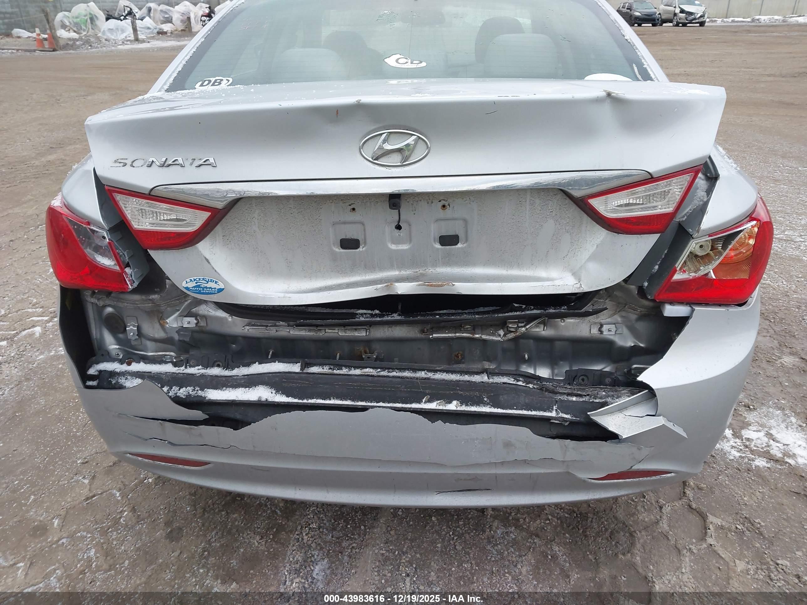 HYUNDAI SONATA image 6