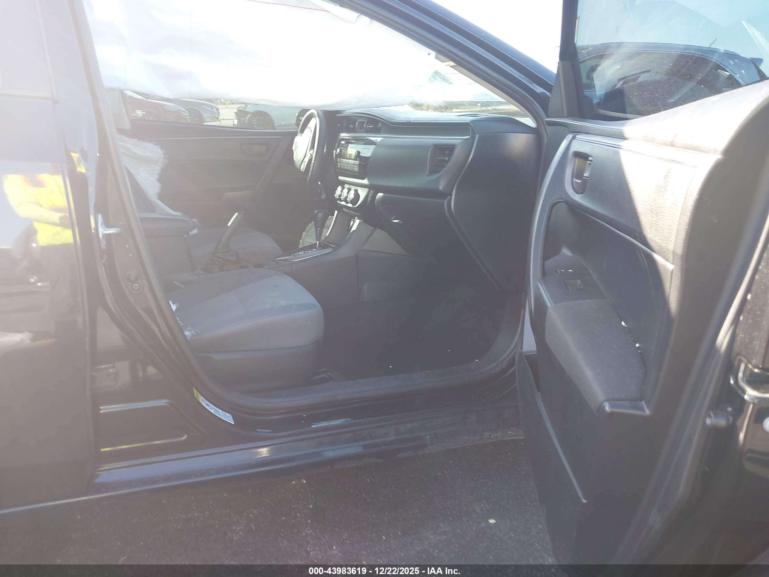 TOYOTA COROLLA image 5
