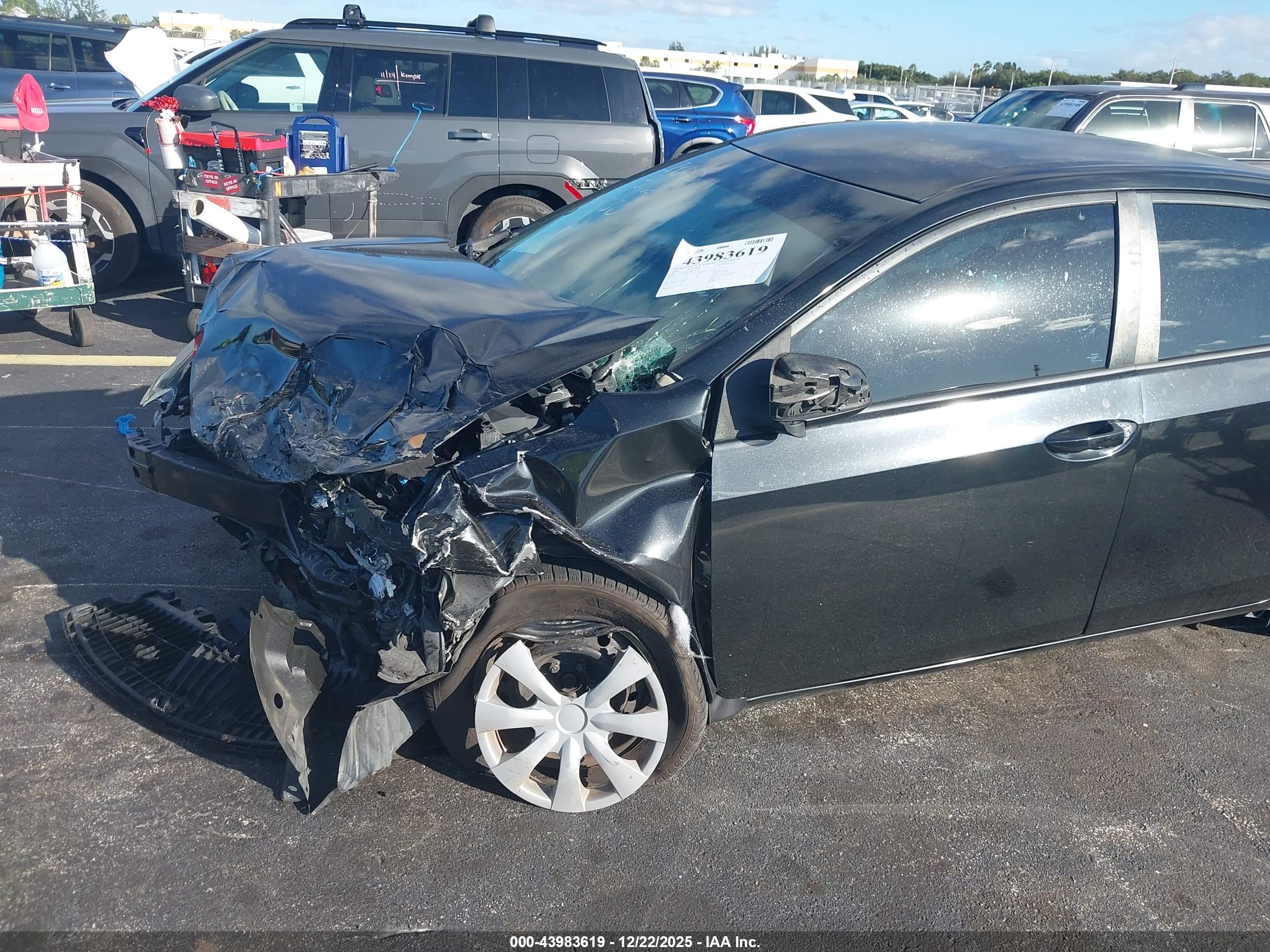 TOYOTA COROLLA image 6