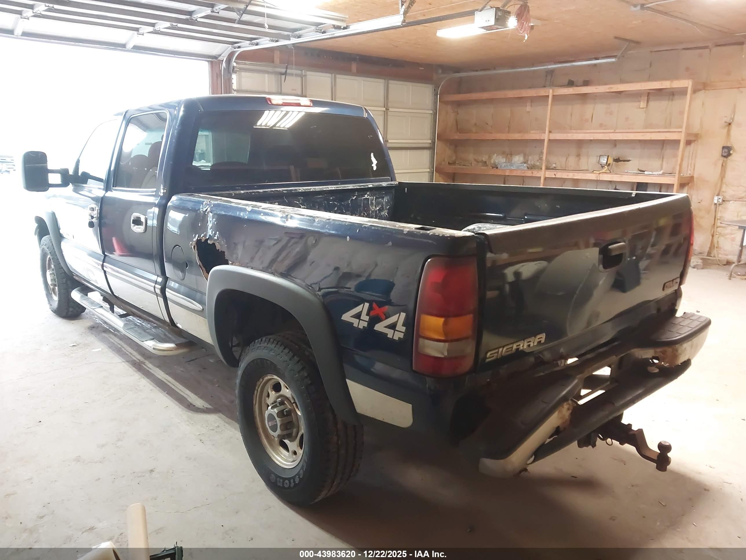 GMC SIERRA image 3