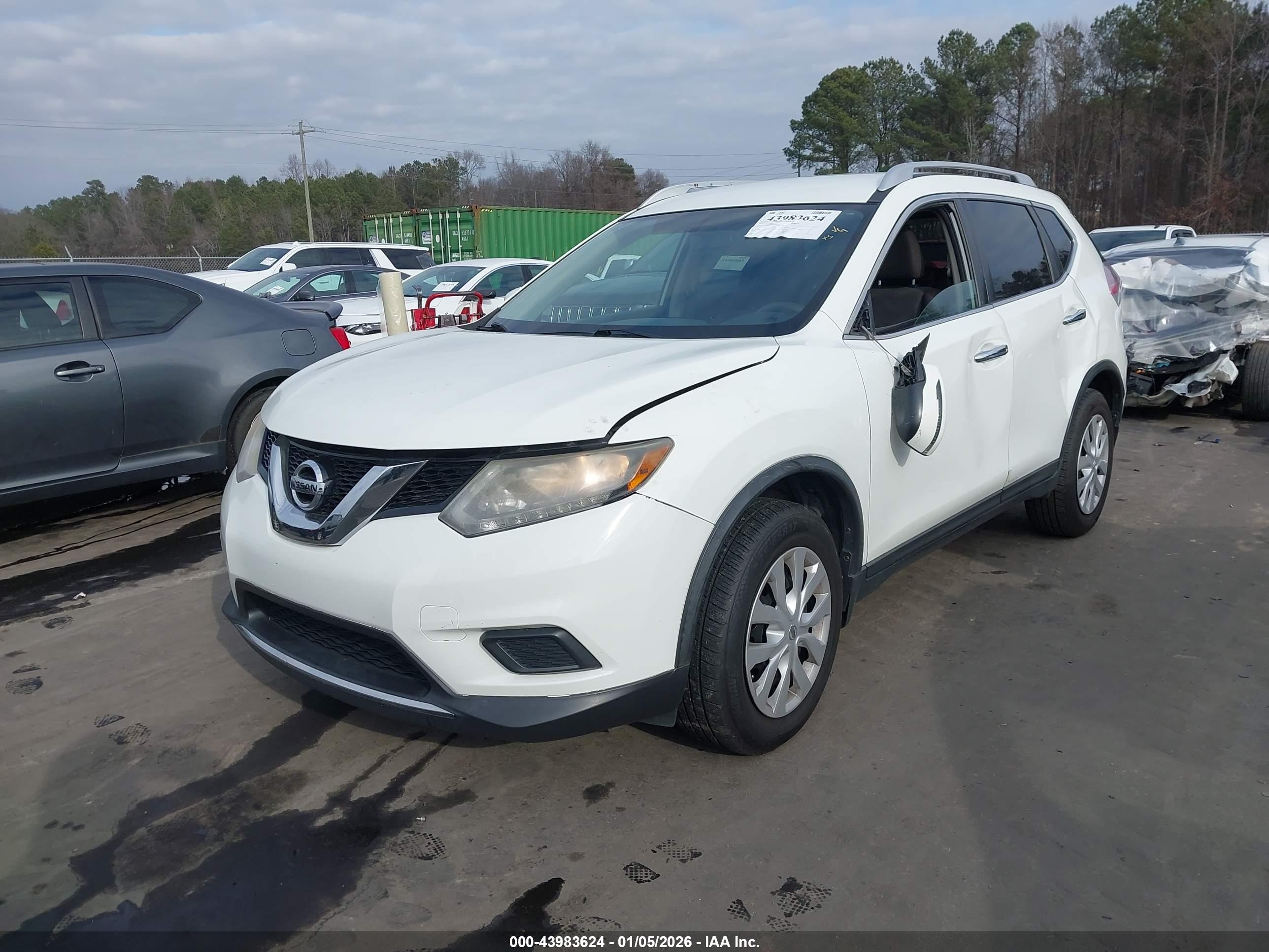 NISSAN ROGUE image 2