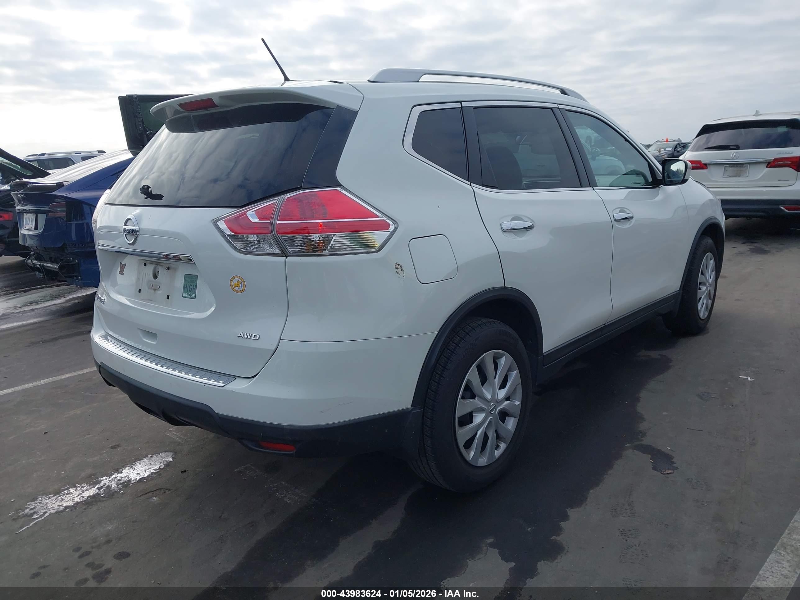 NISSAN ROGUE image 4