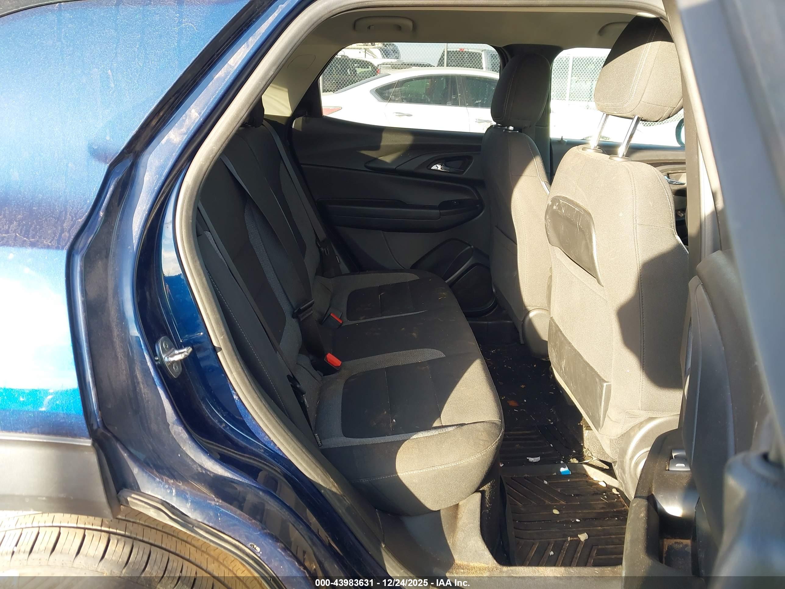 CHEVROLET TRAILBLAZER image 8