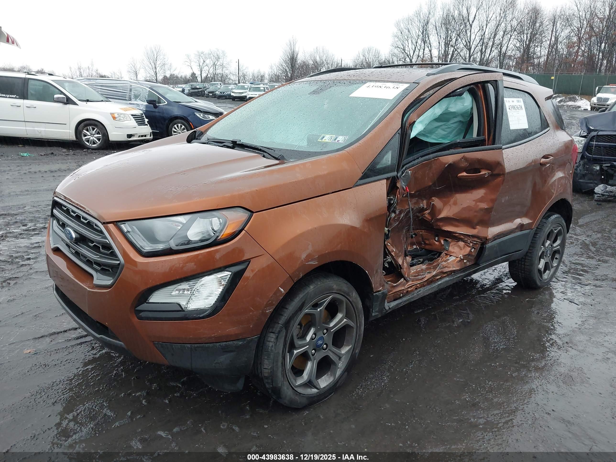 FORD ECOSPORT image 2