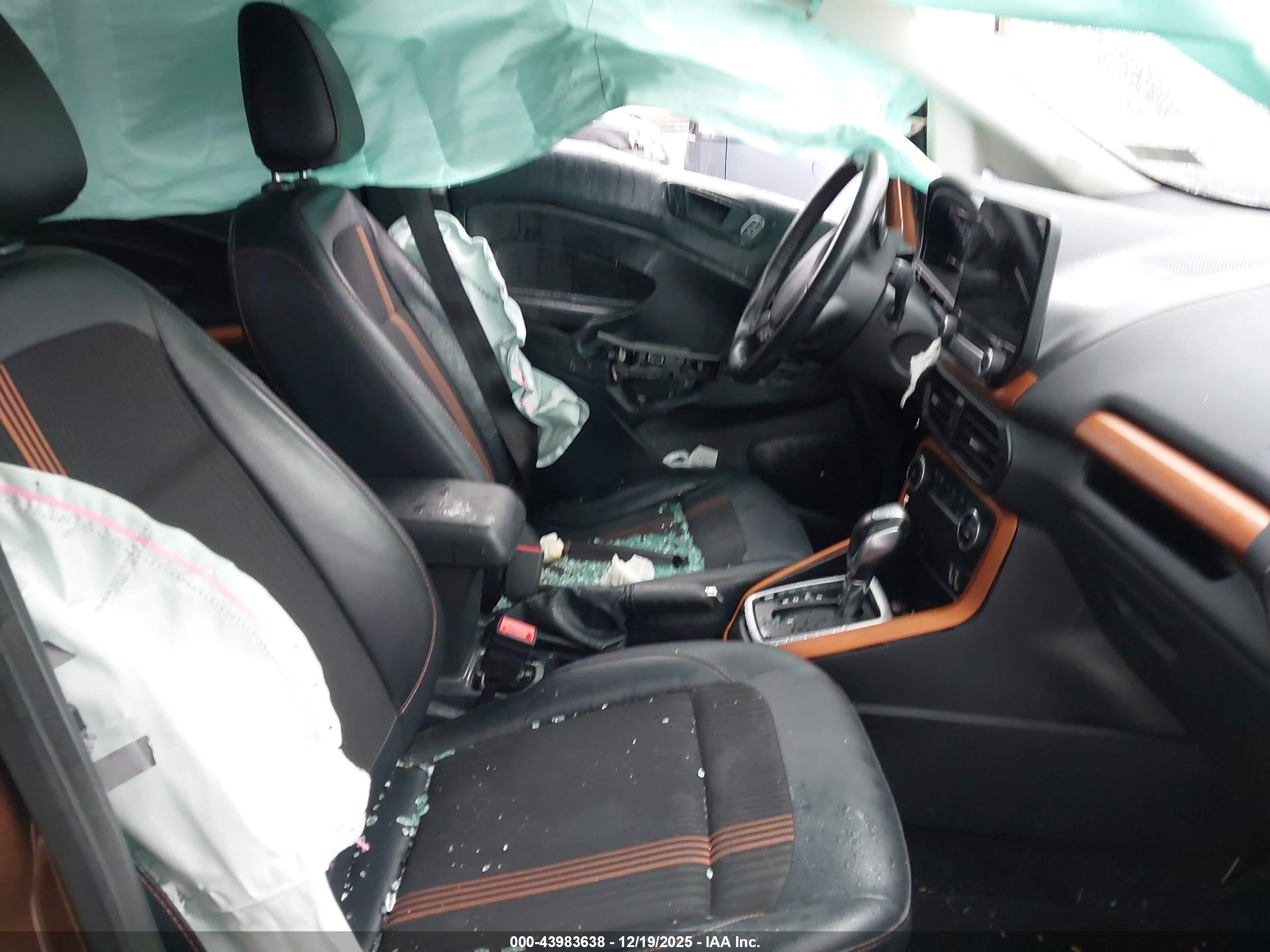 FORD ECOSPORT image 5