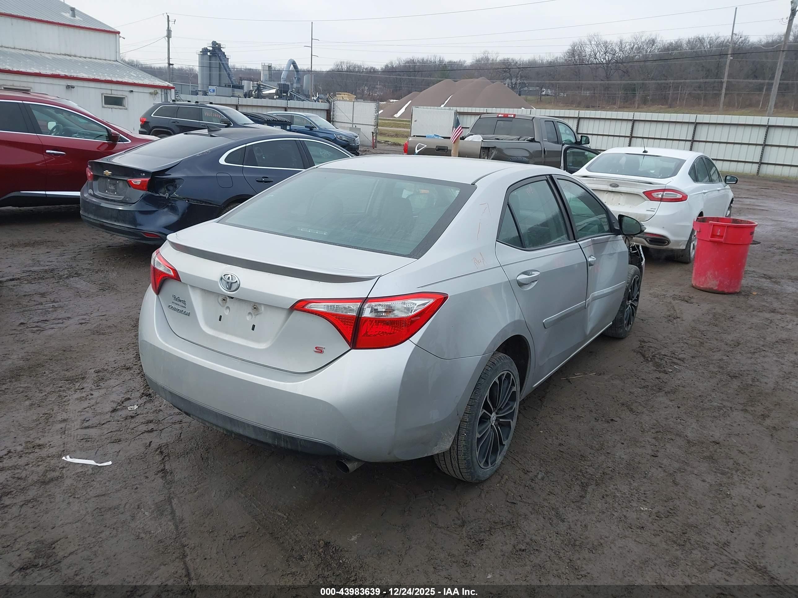 TOYOTA COROLLA image 4