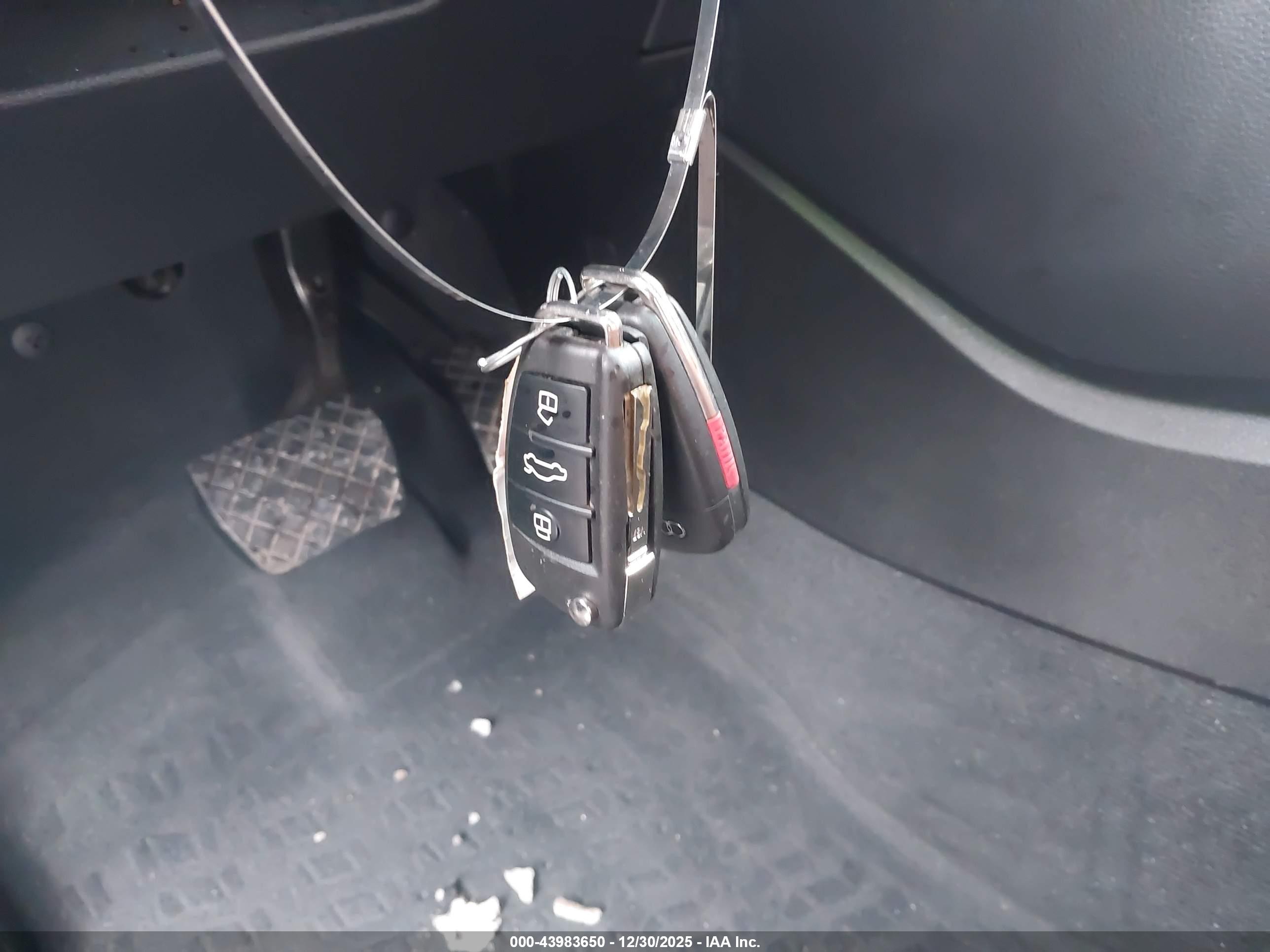 AUDI Q3 image 11