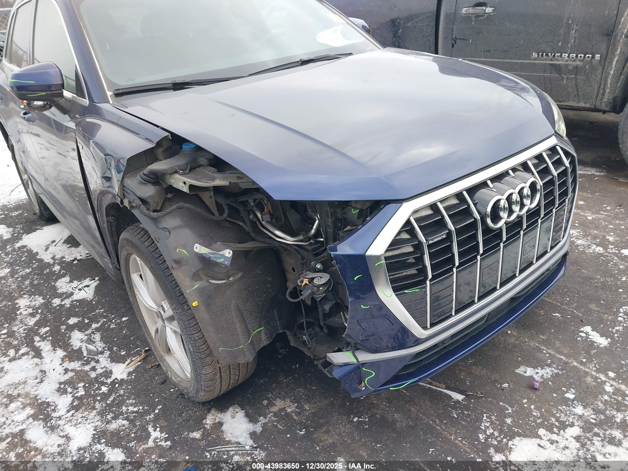 AUDI Q3 image 6