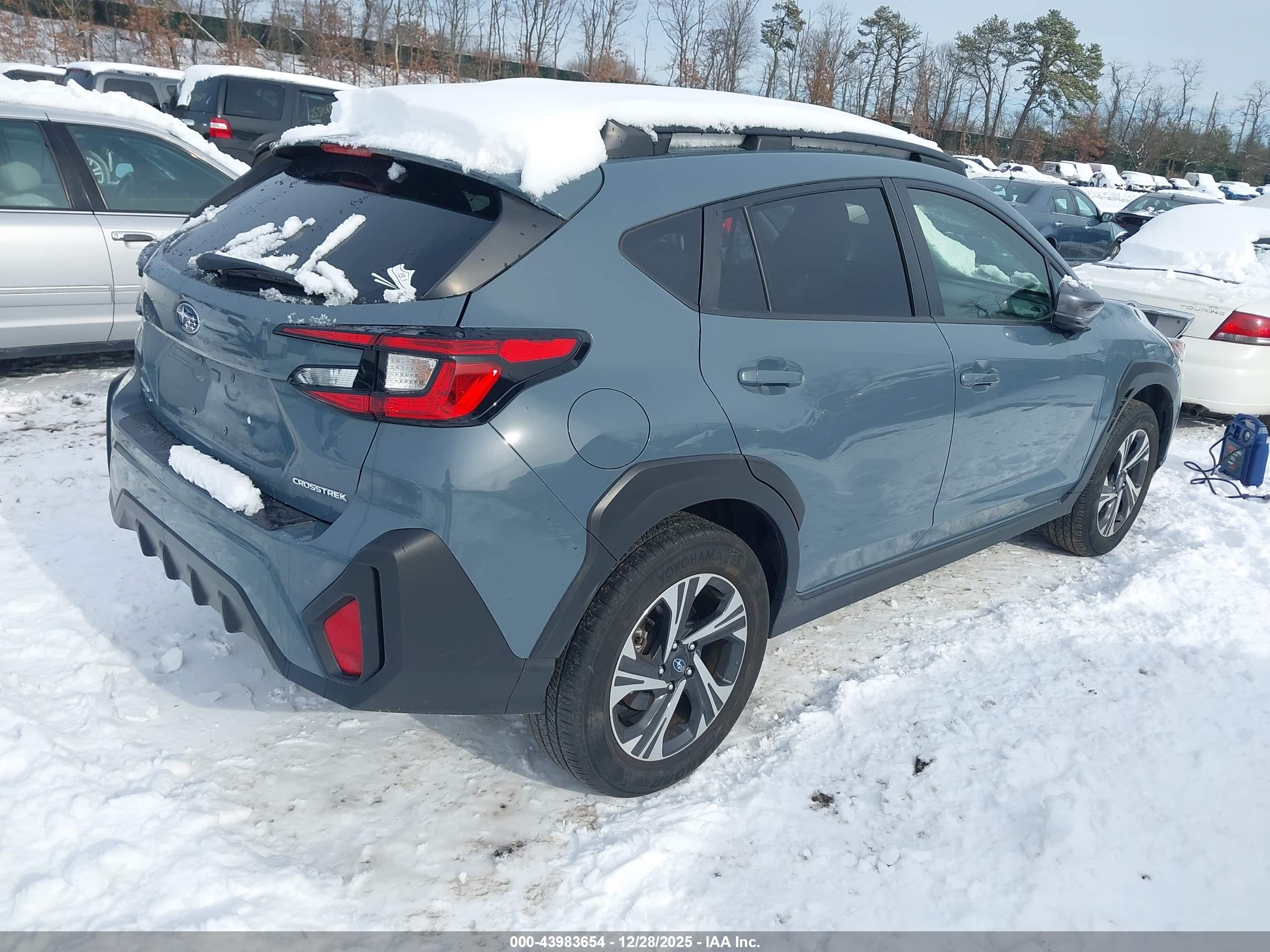 SUBARU CROSSTREK image 4
