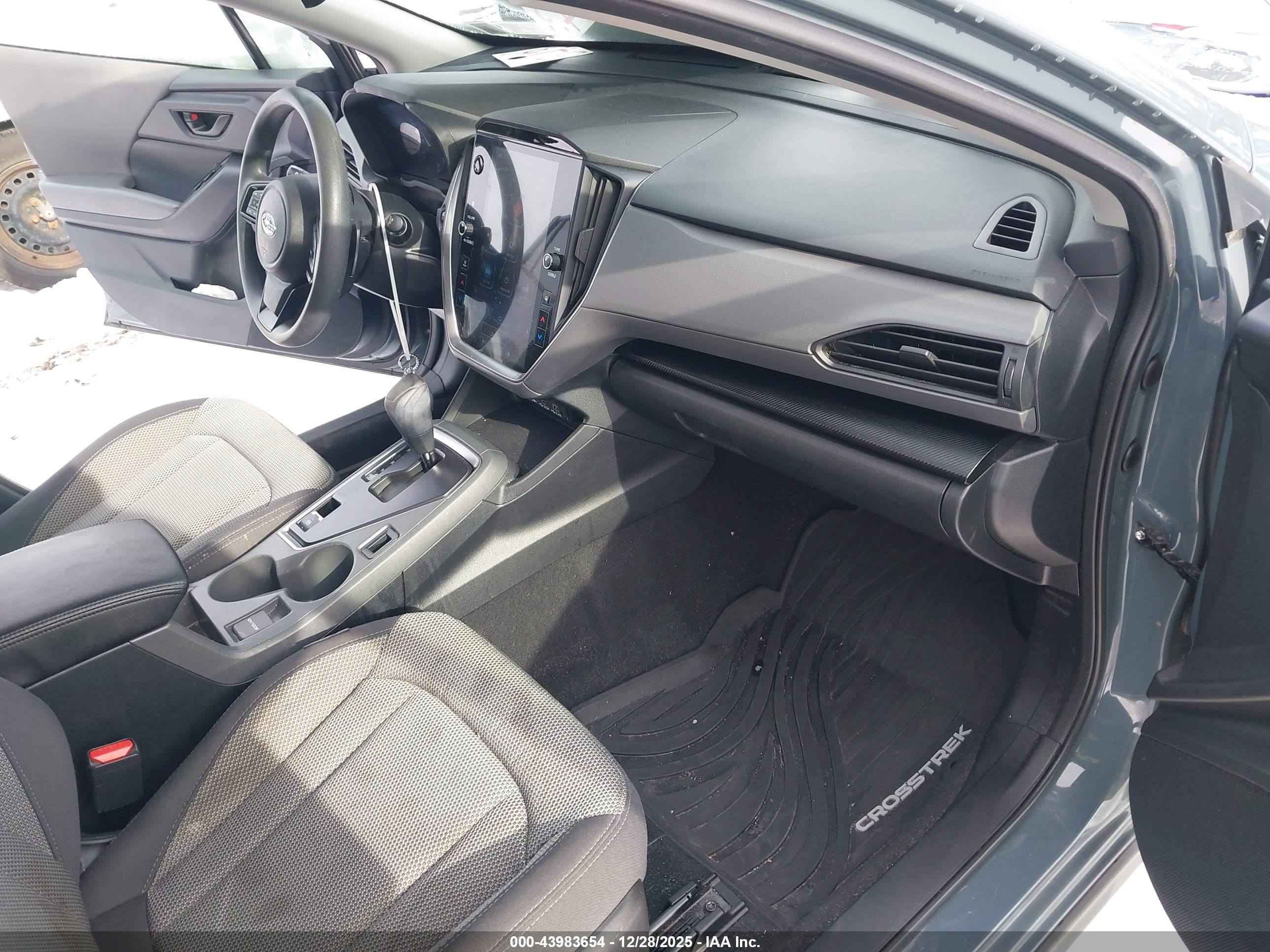 SUBARU CROSSTREK image 5