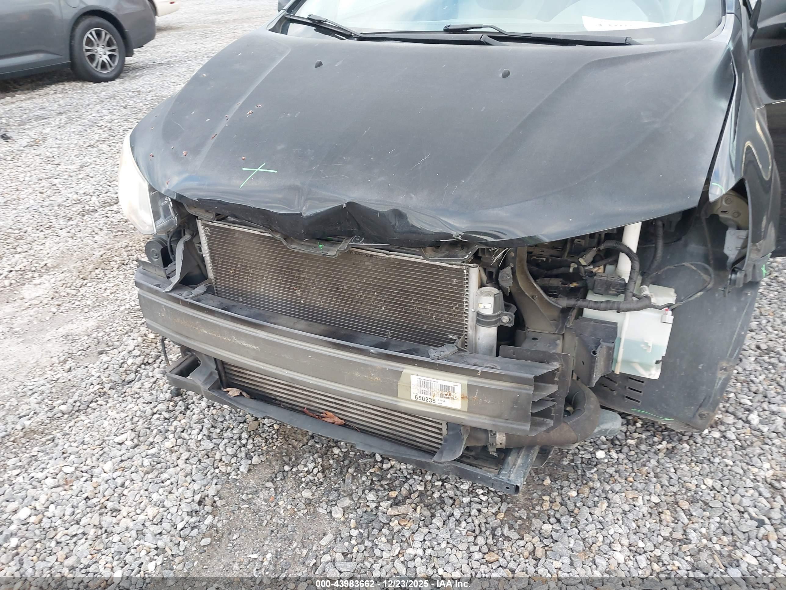 CHEVROLET SONIC image 6