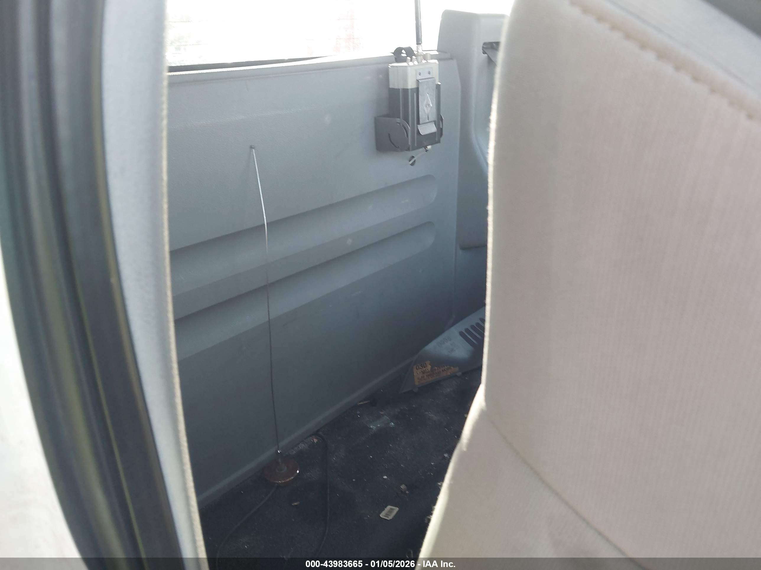 FORD F-150 image 8