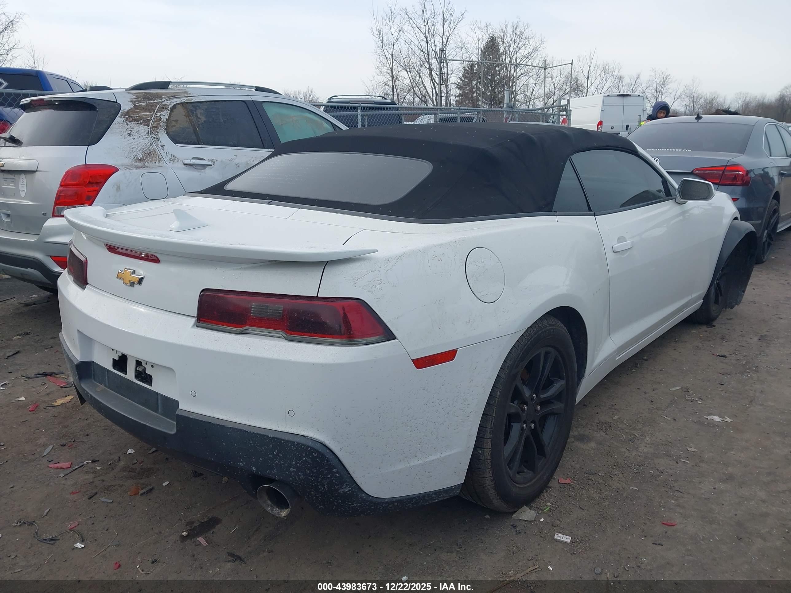 CHEVROLET CAMARO image 4