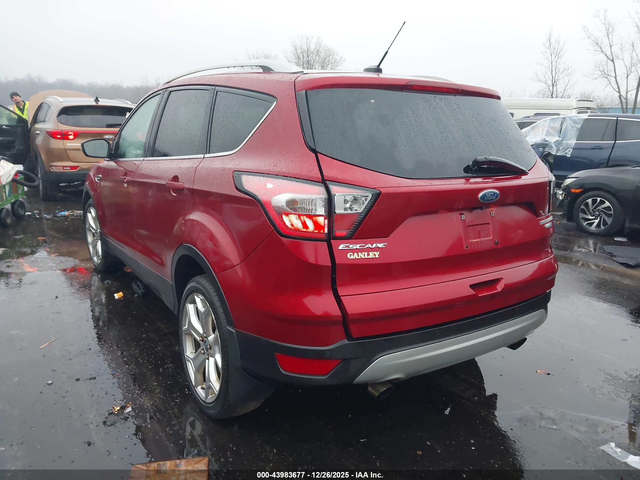 FORD ESCAPE image 3