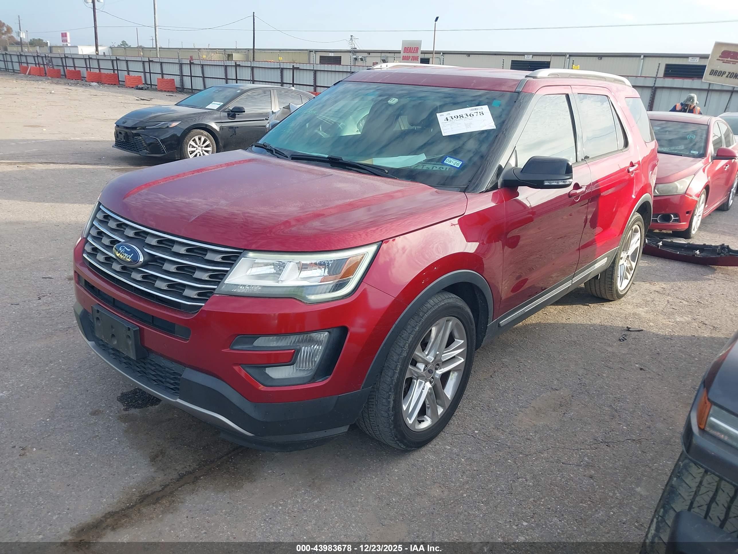 FORD EXPLORER image 2