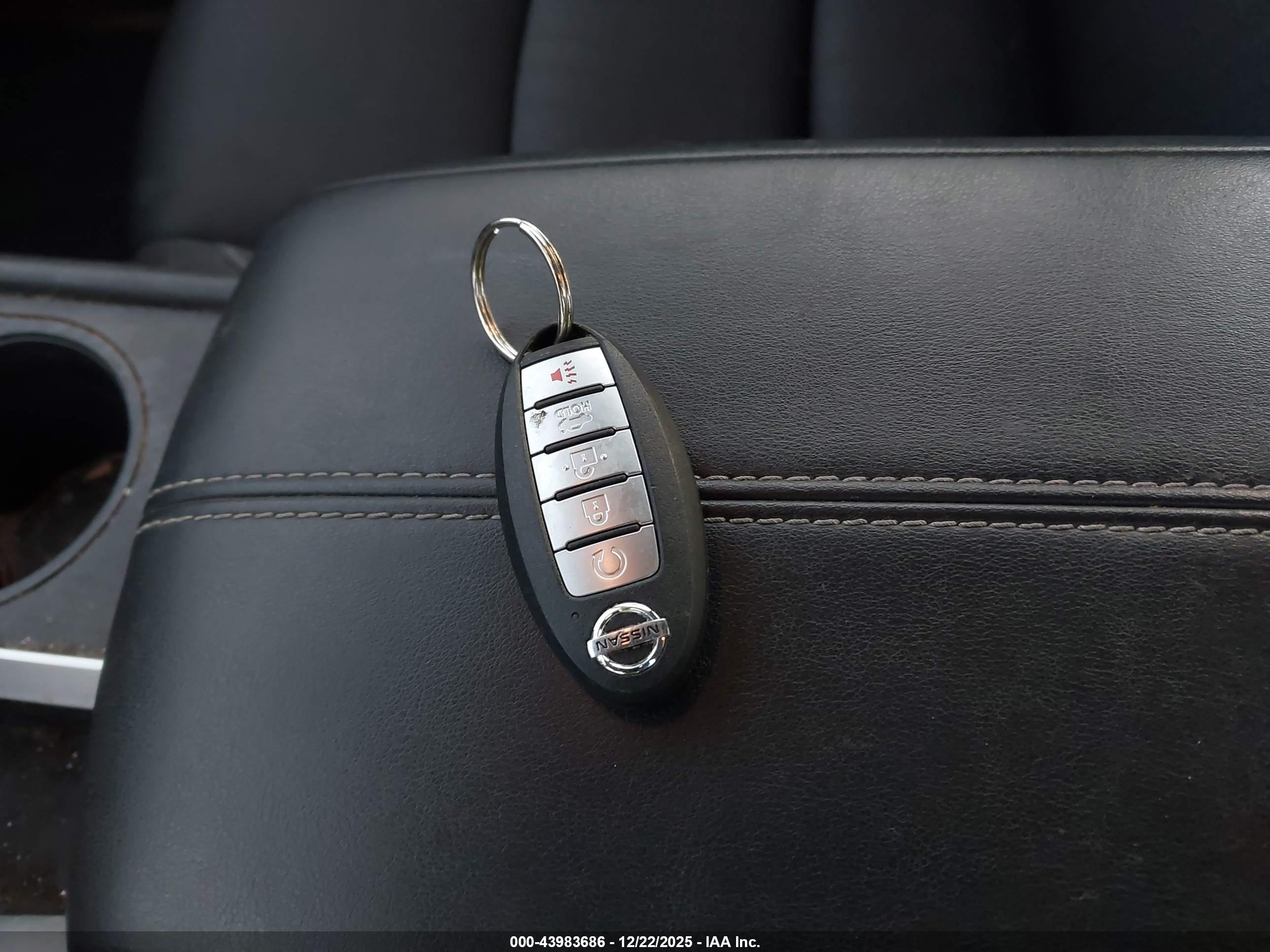NISSAN ALTIMA image 11