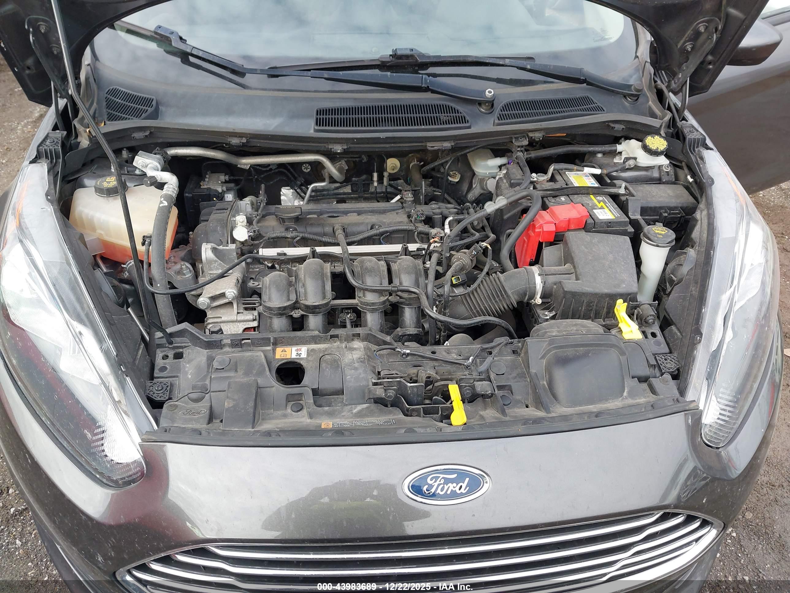 FORD FIESTA image 10
