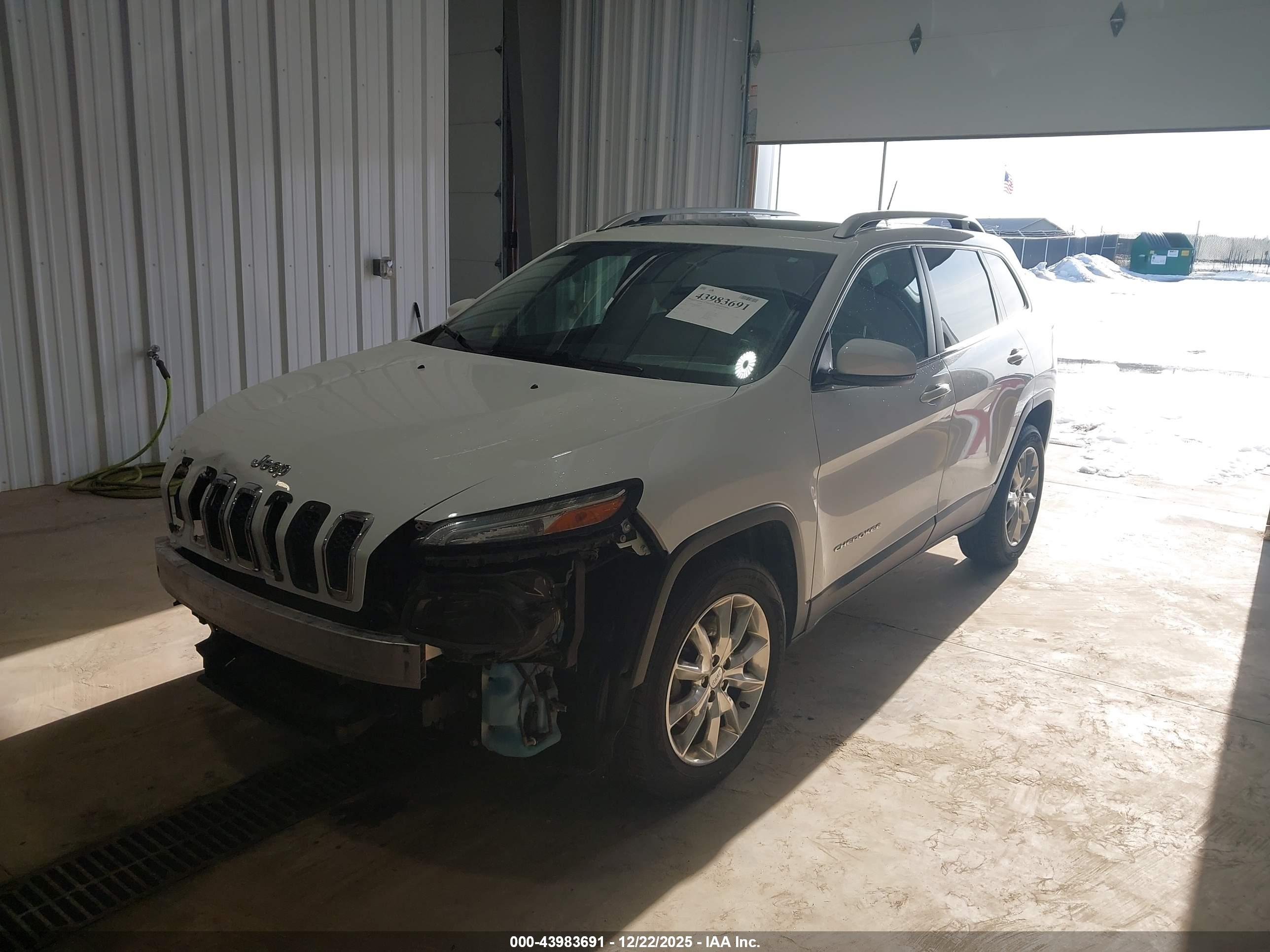 JEEP CHEROKEE image 2