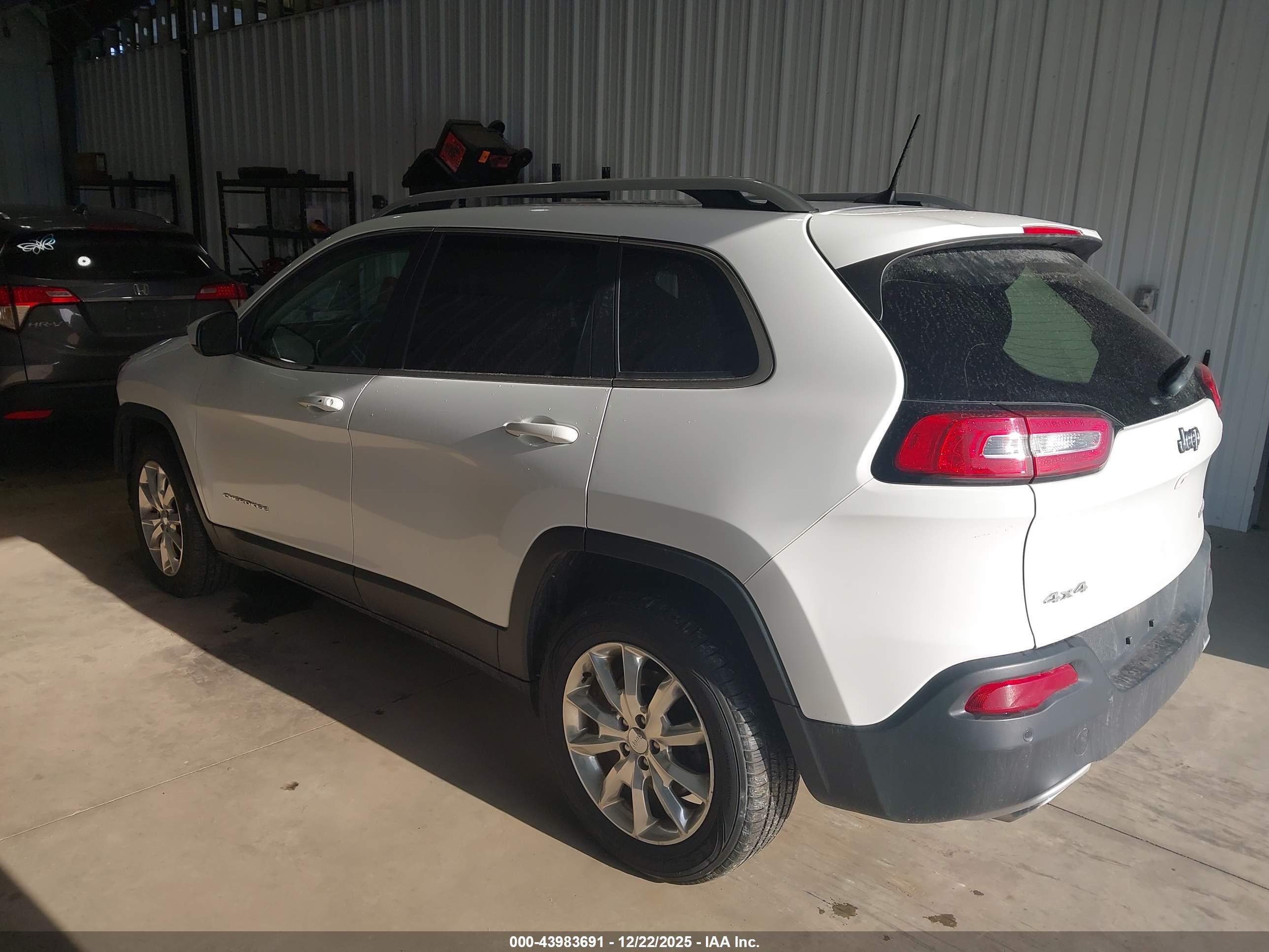 JEEP CHEROKEE image 3