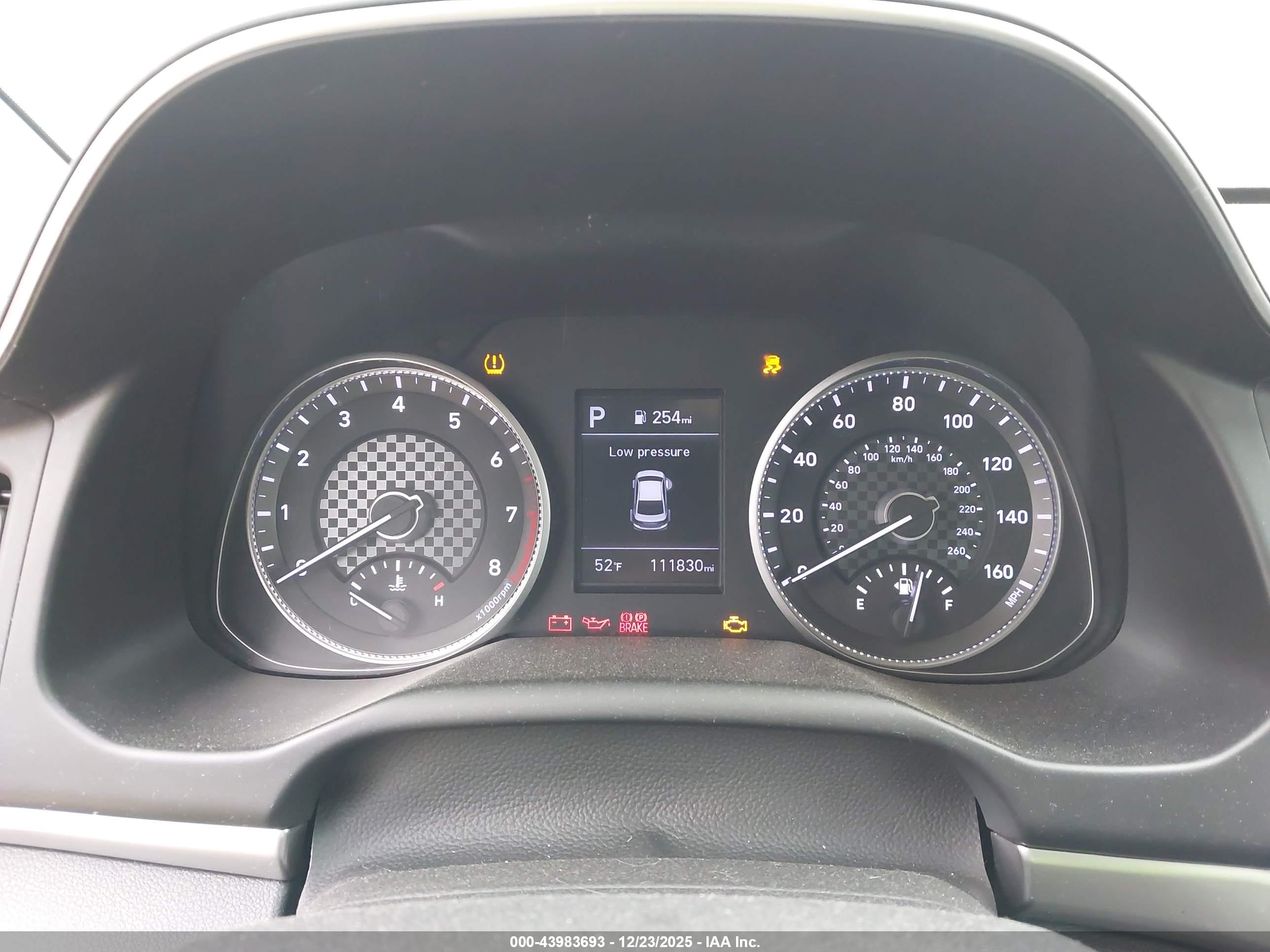 HYUNDAI ELANTRA image 7