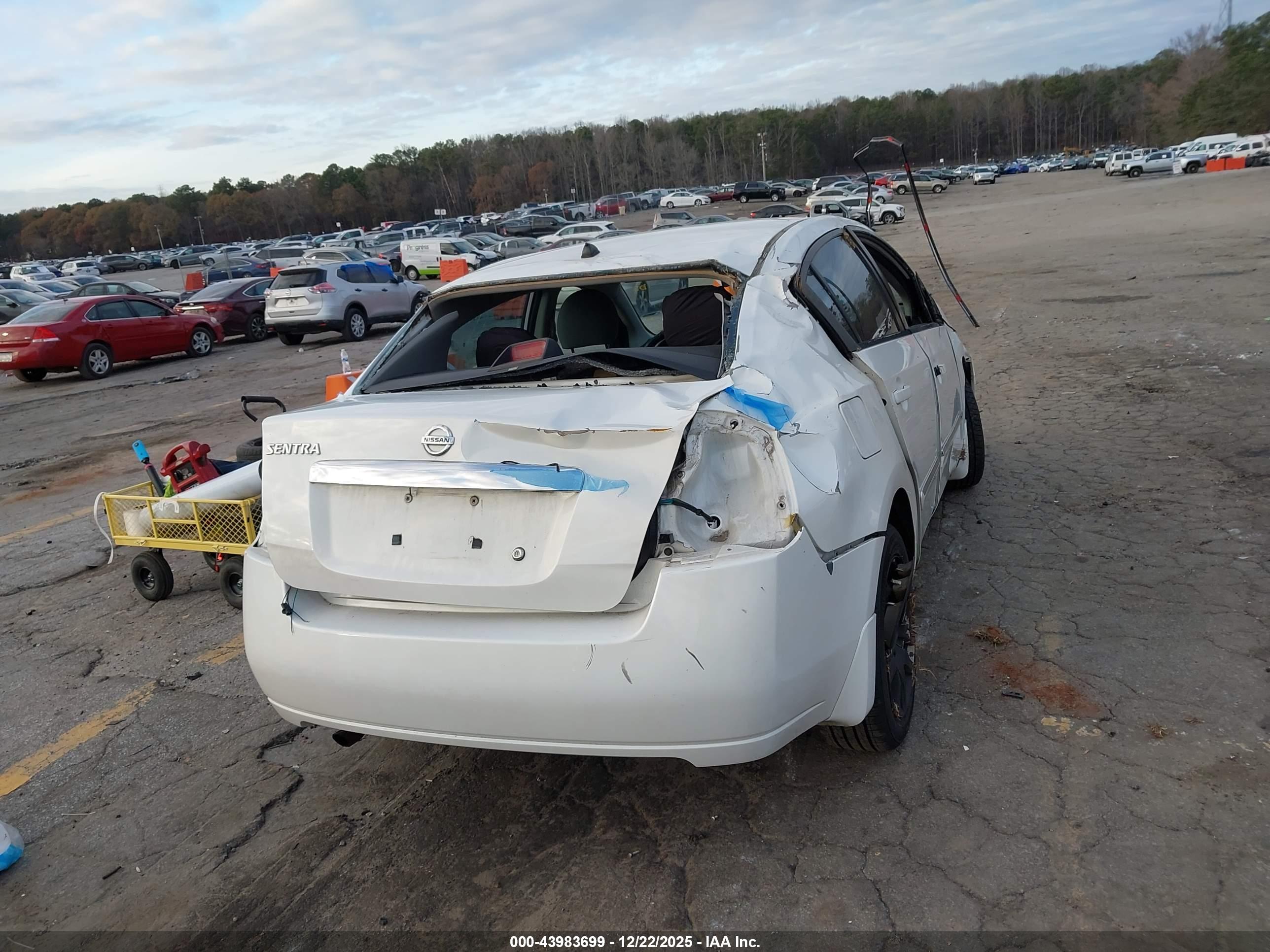 NISSAN SENTRA image 4