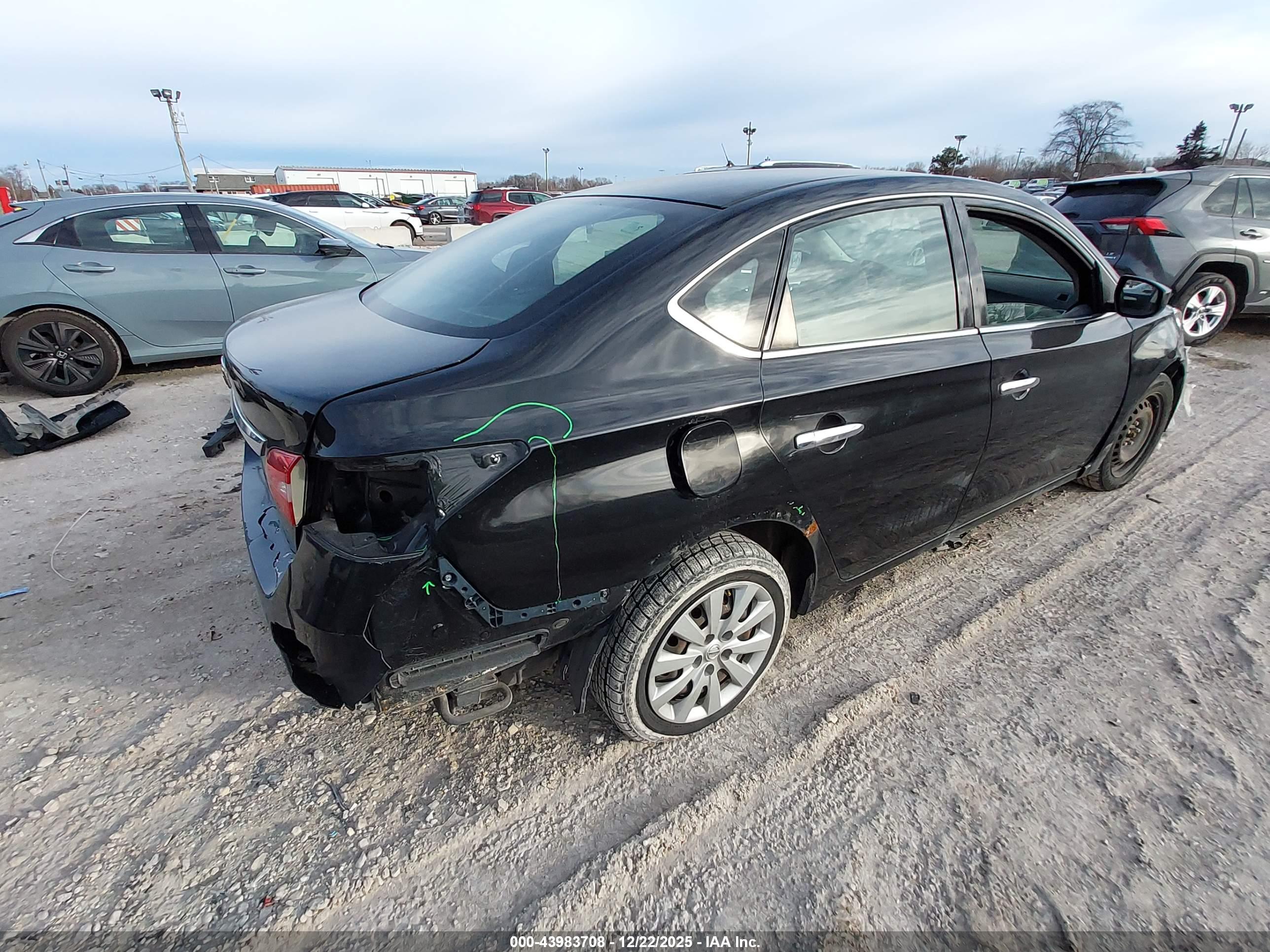 NISSAN SENTRA image 4