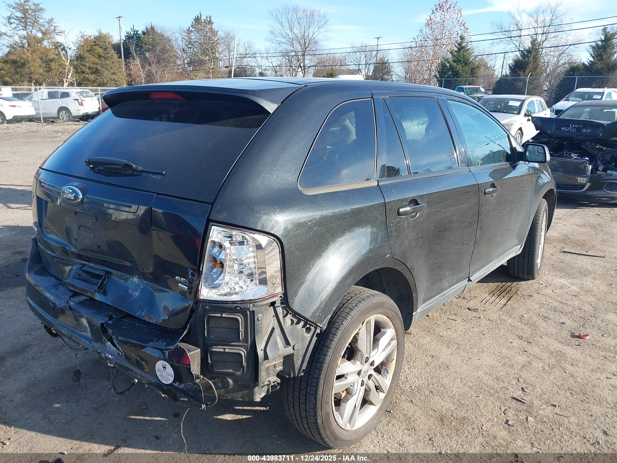 FORD EDGE image 4