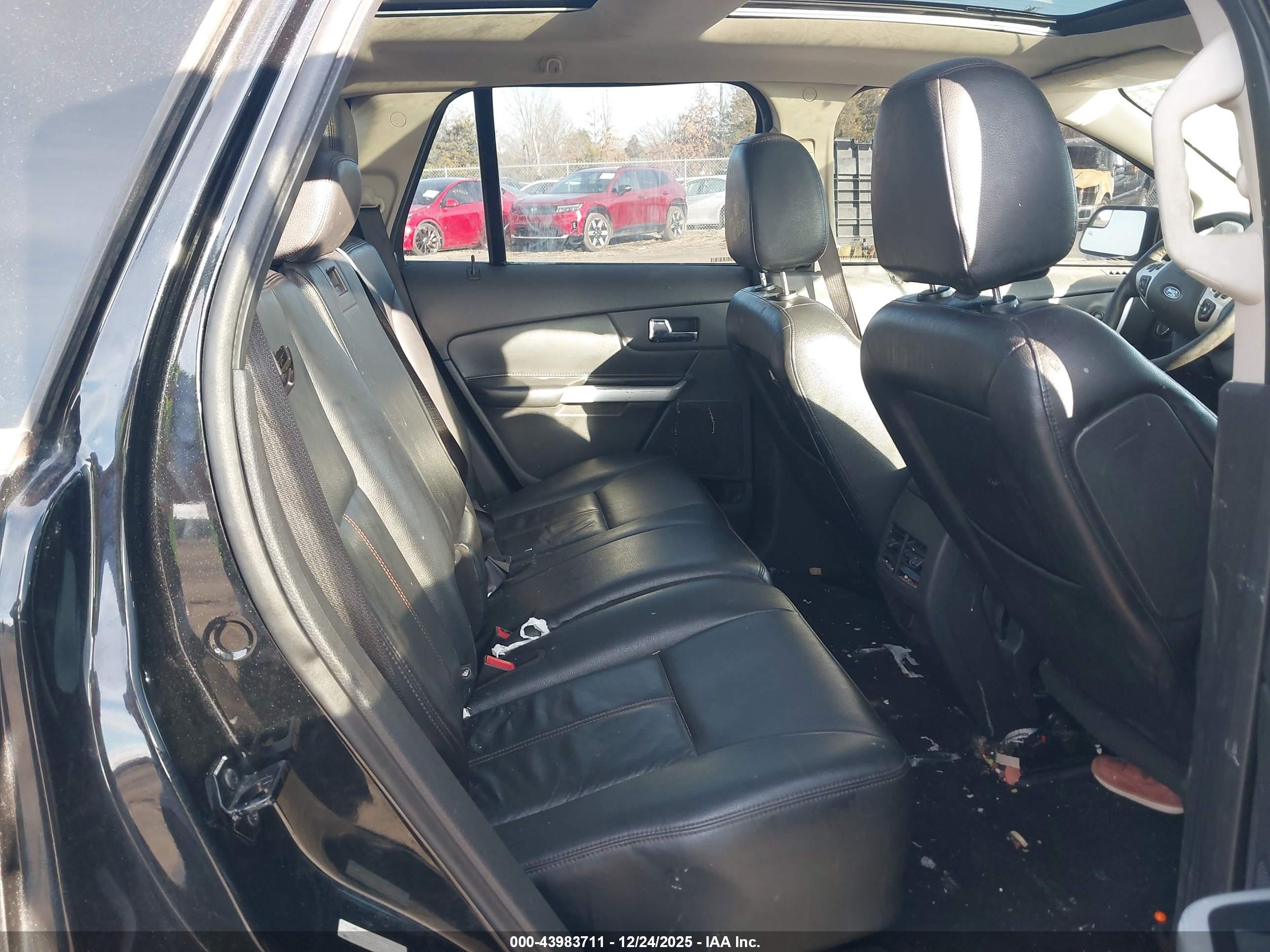 FORD EDGE image 8