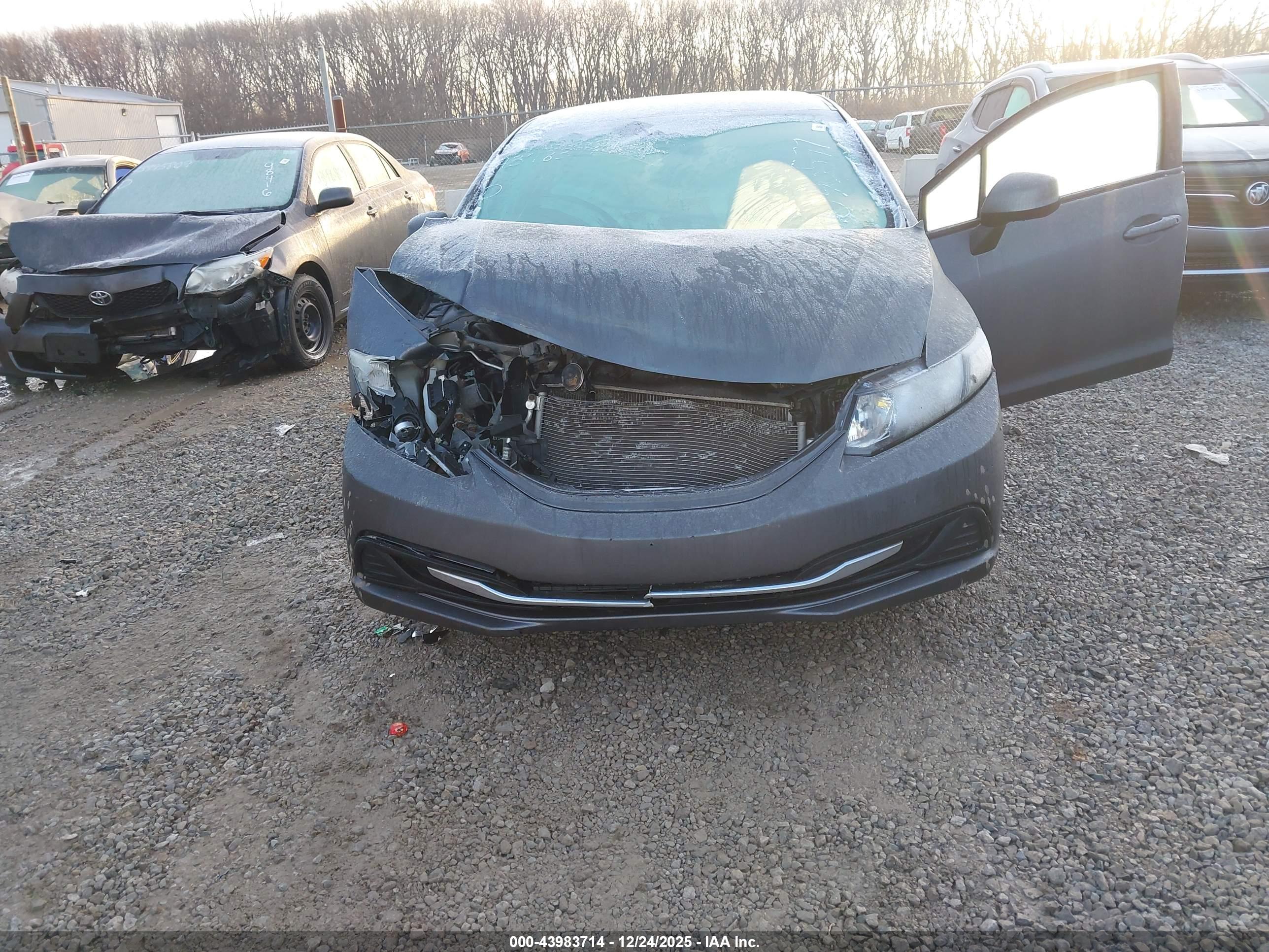 HONDA CIVIC image 6